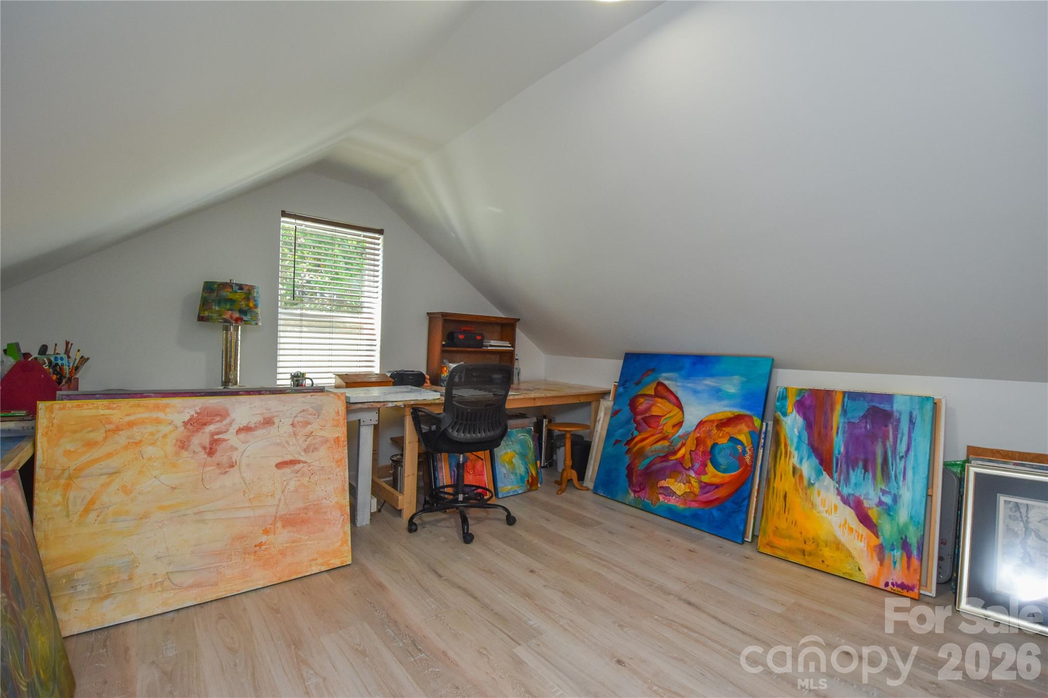 345 W Lowrance Avenue Property Photo 28