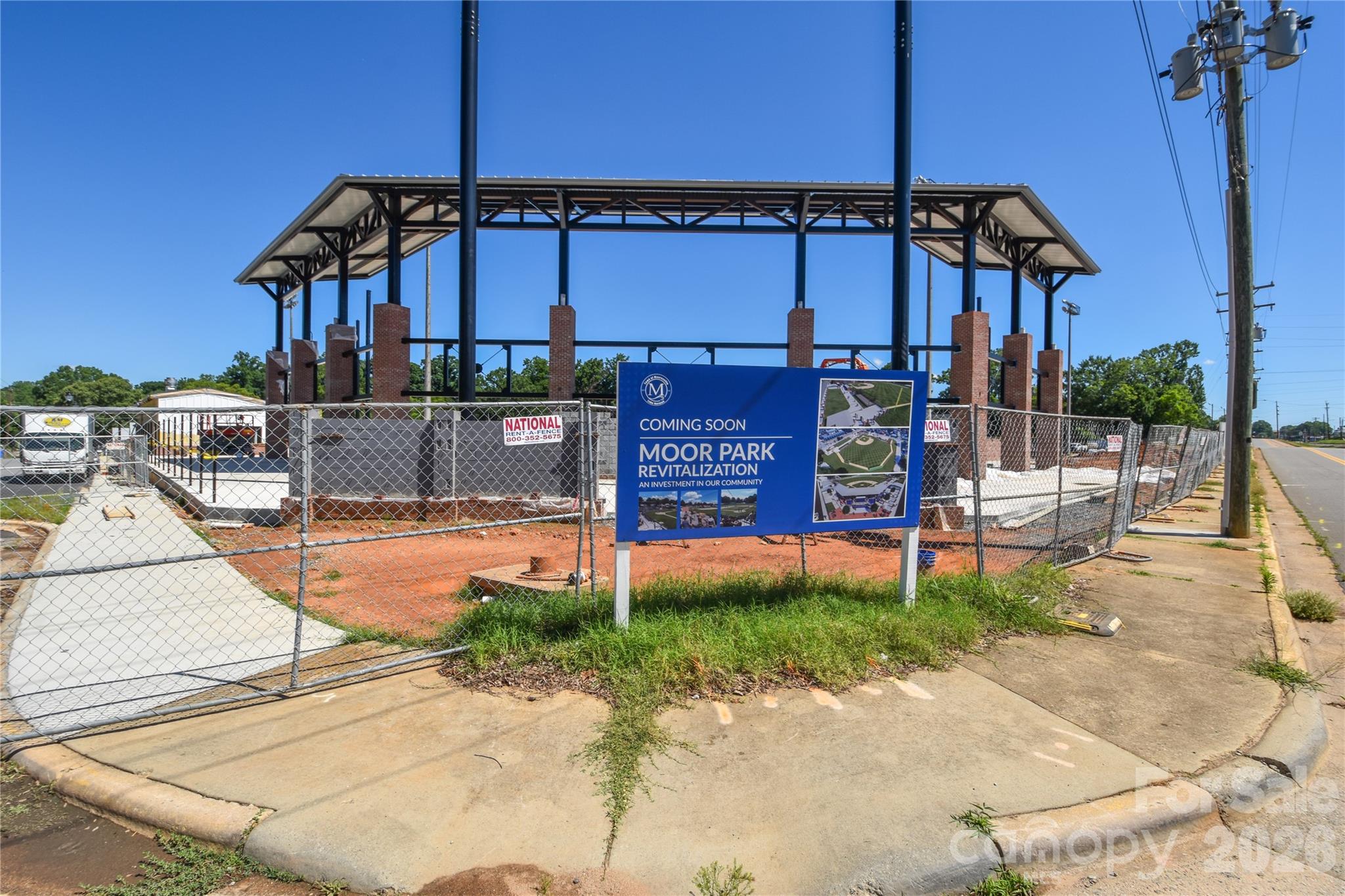 345 W Lowrance Avenue Property Photo 32