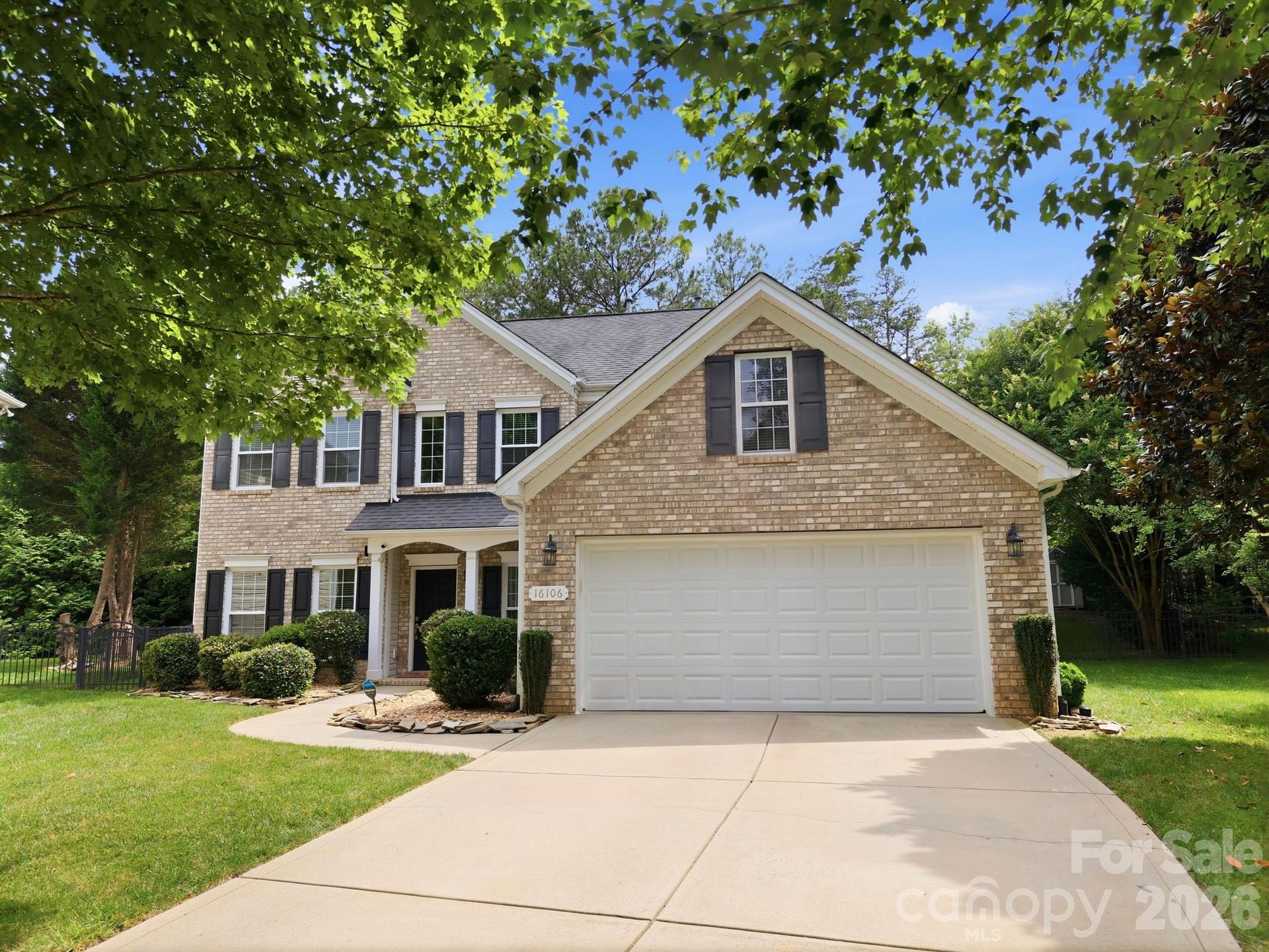 16106 Cloverleaf Court Property Photo 3