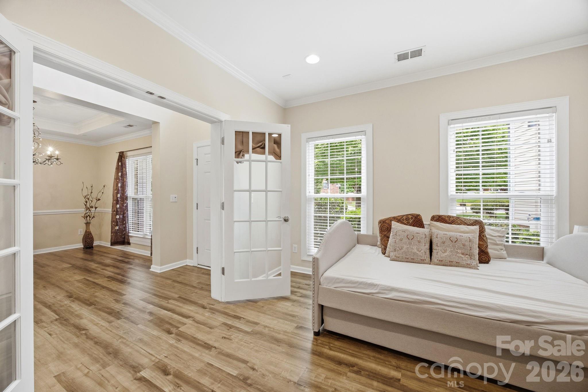16106 Cloverleaf Court Property Photo 5
