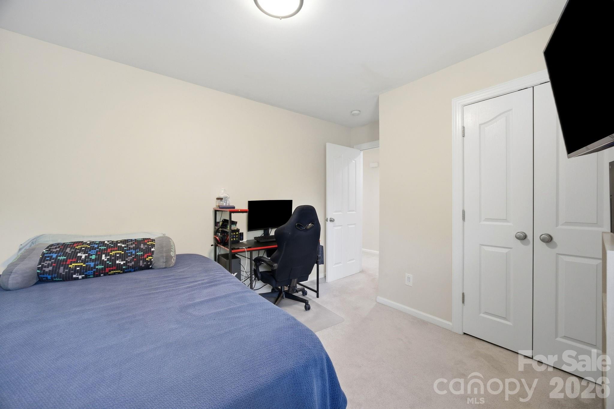 16106 Cloverleaf Court Property Photo 25