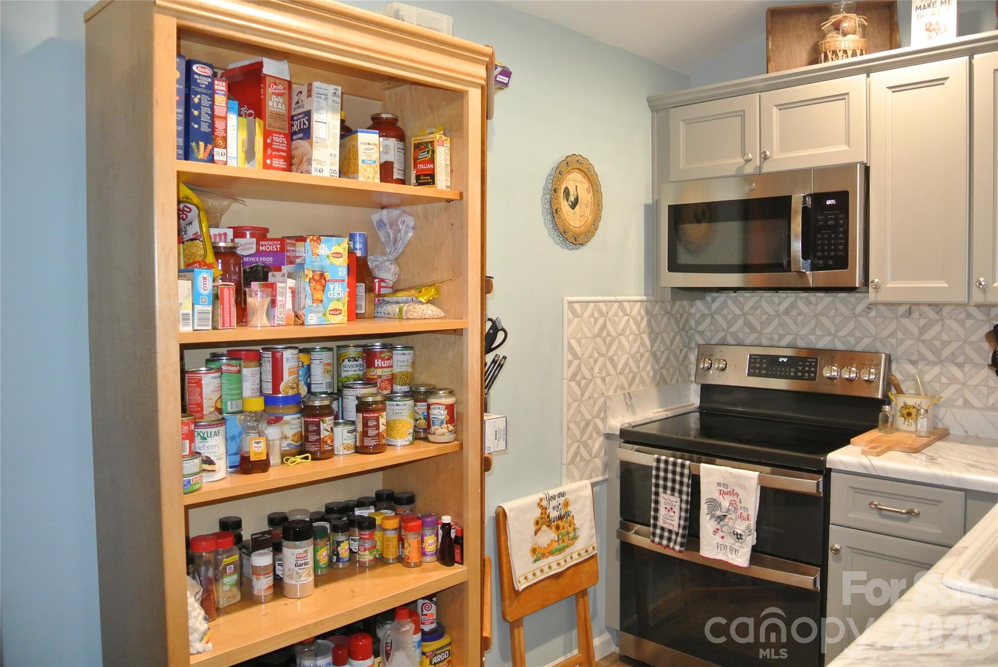 779 Thermal City Road Property Photo 6