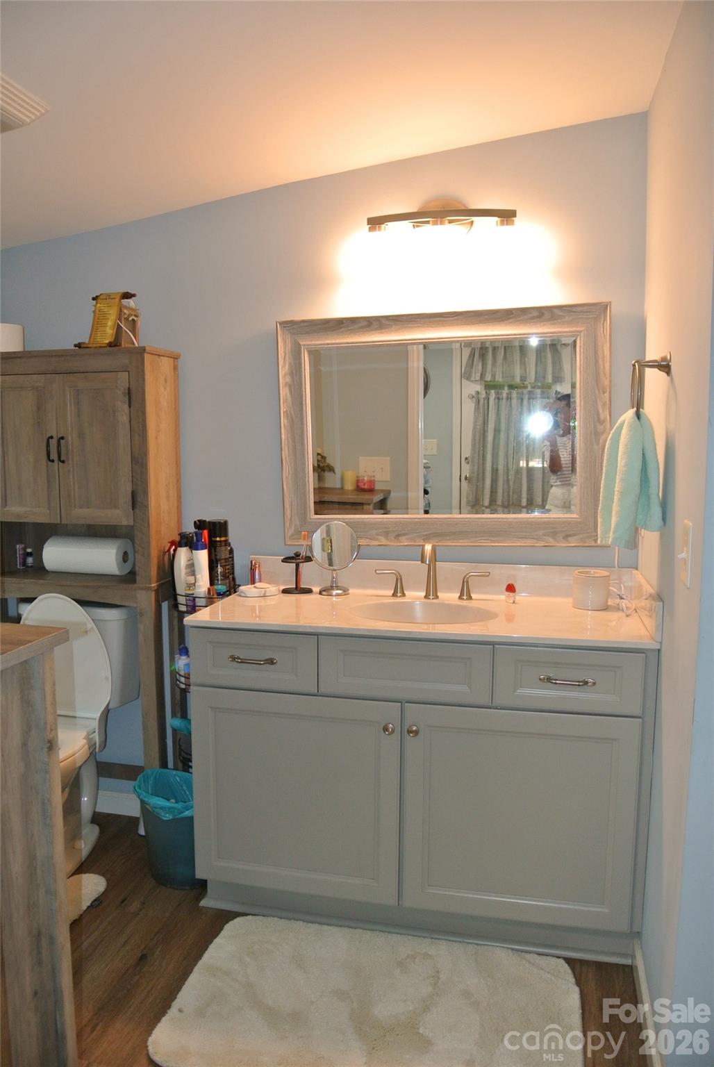 779 Thermal City Road Property Photo 14