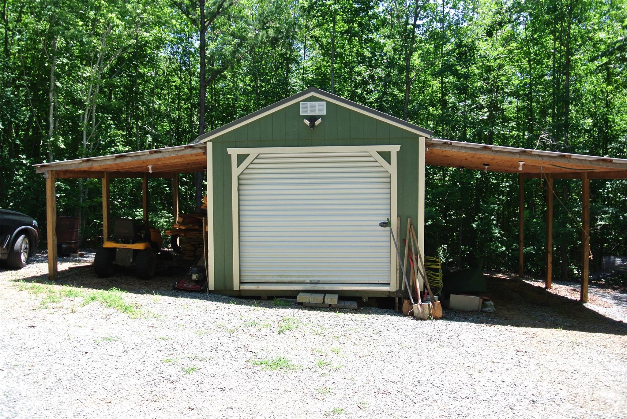 779 Thermal City Road Property Photo 27