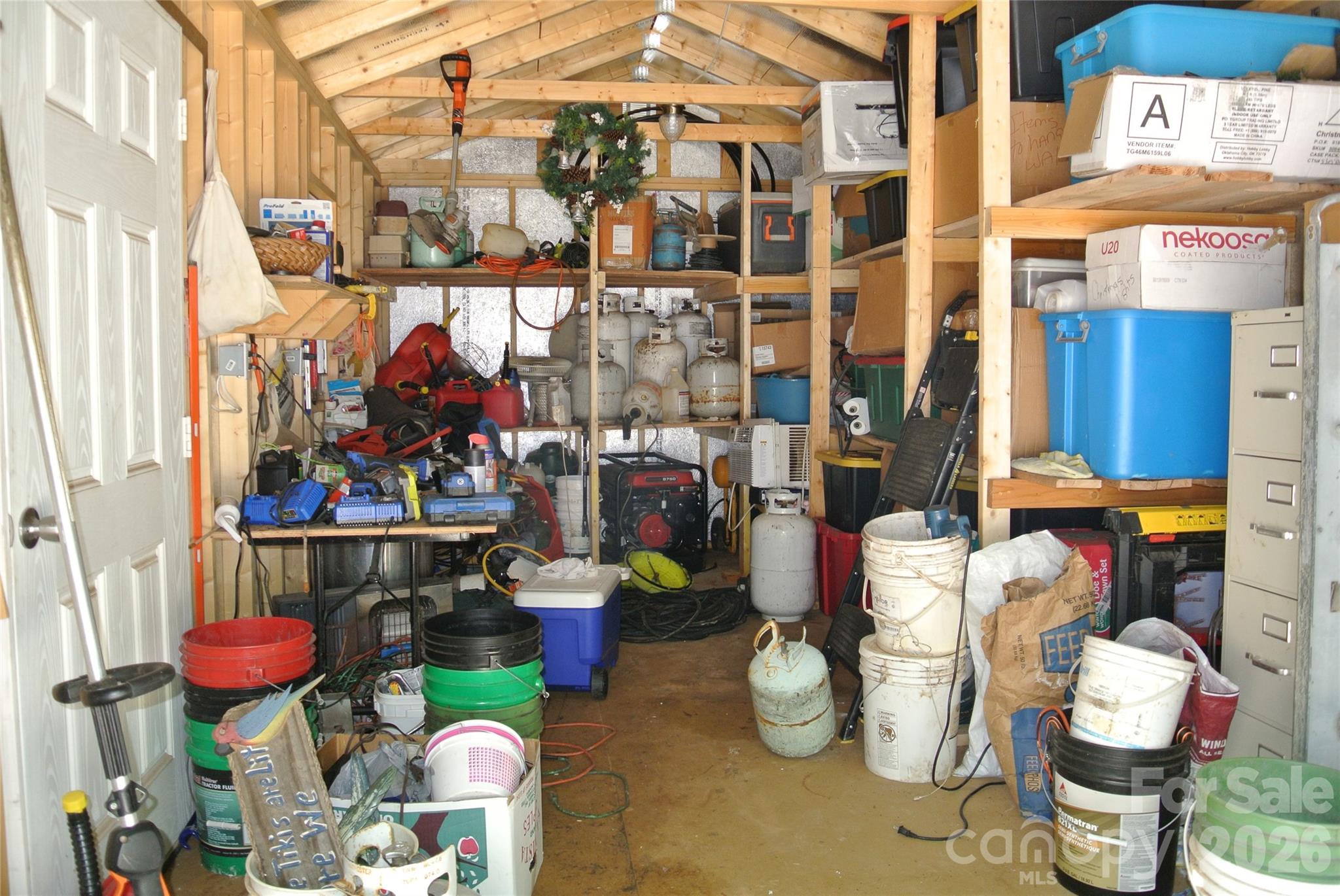 779 Thermal City Road Property Photo 28