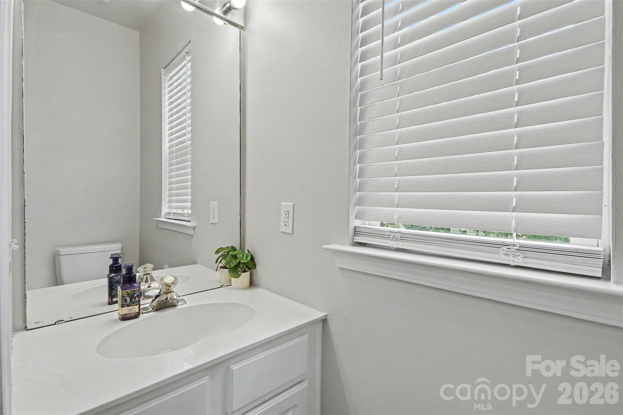 9204 Culcairn Road Property Photo 8