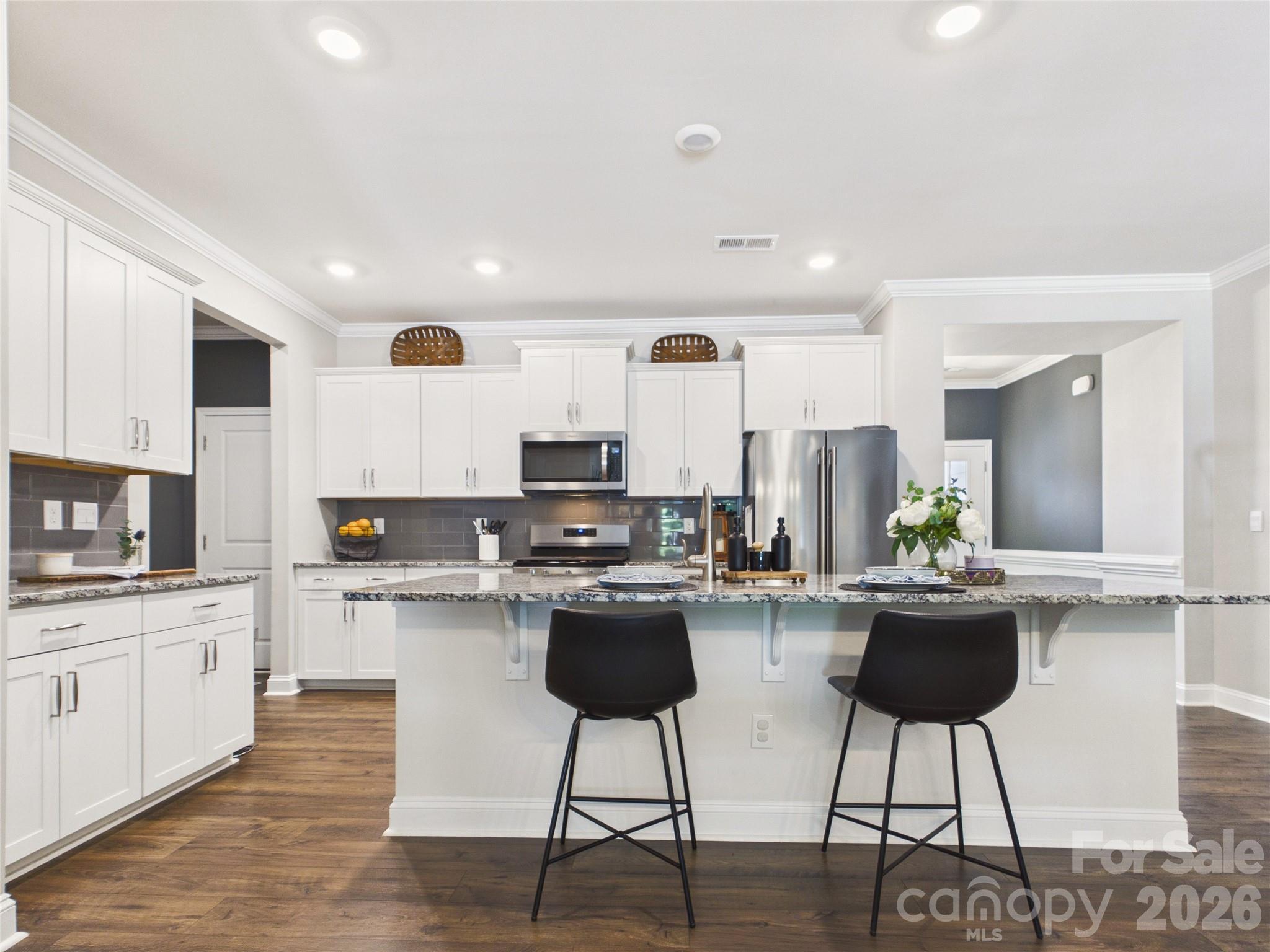 7880 Iron Road Property Photo 8