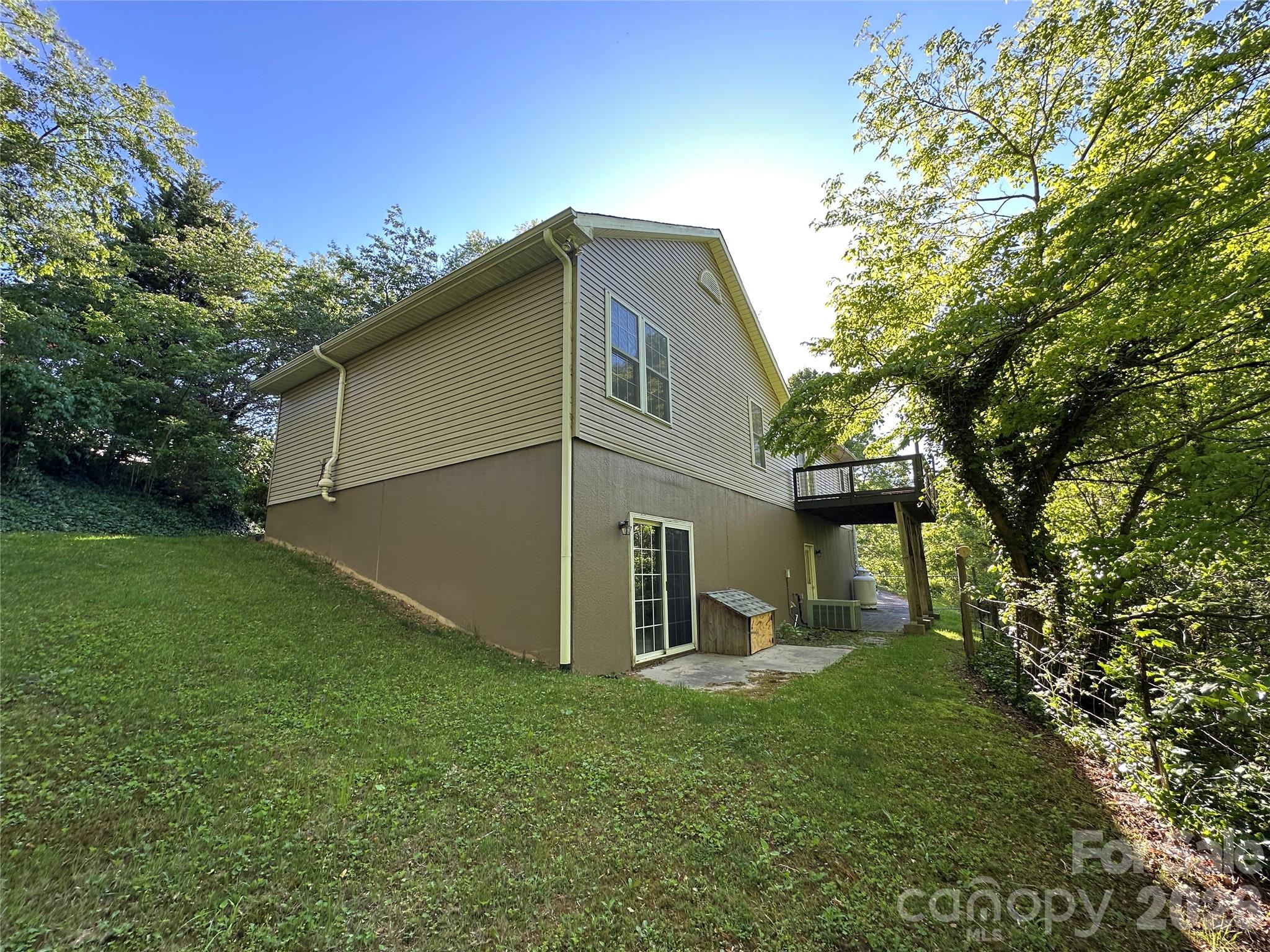 126 Ridgeline Road Property Photo 3