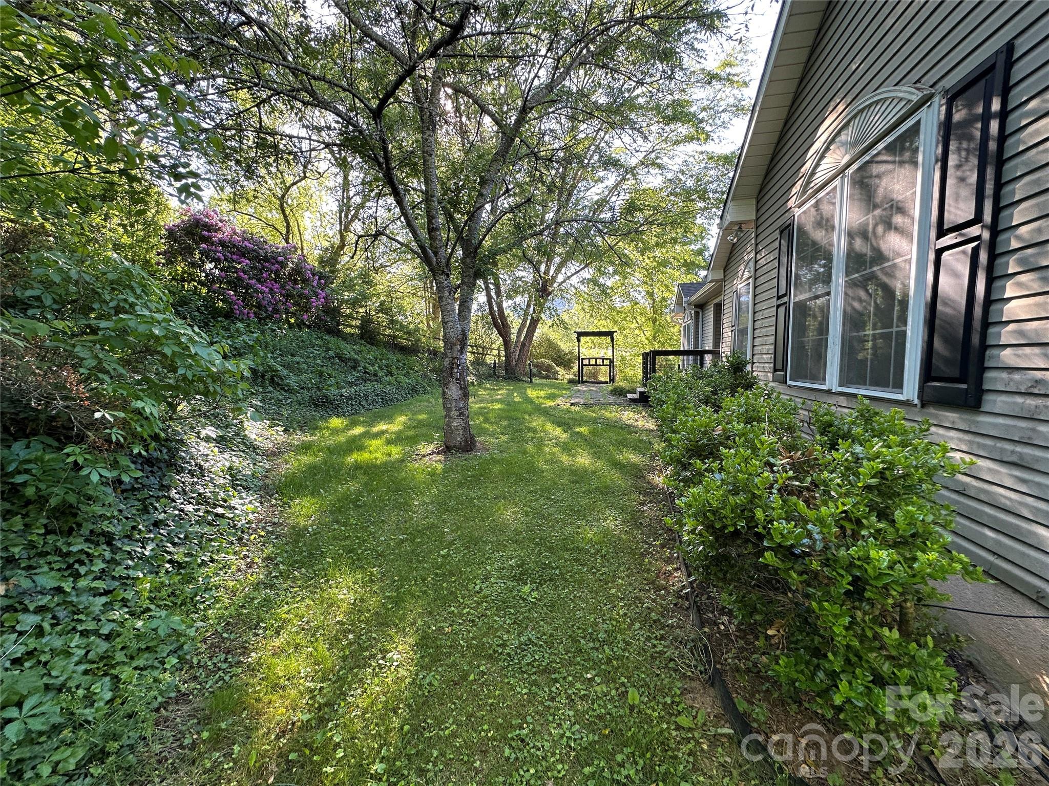 126 Ridgeline Road Property Photo 4