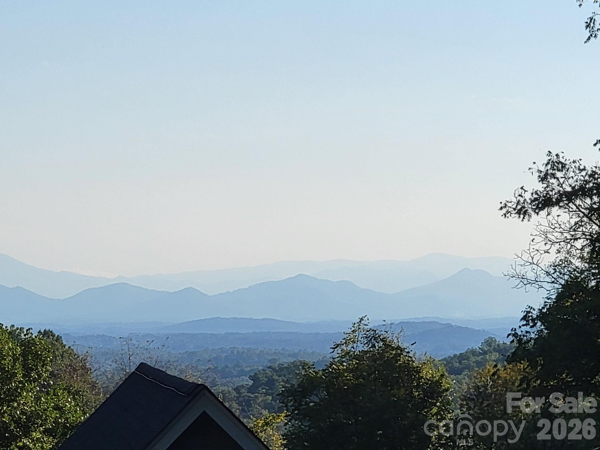 300 Green Meadow Lane Property Photo 3
