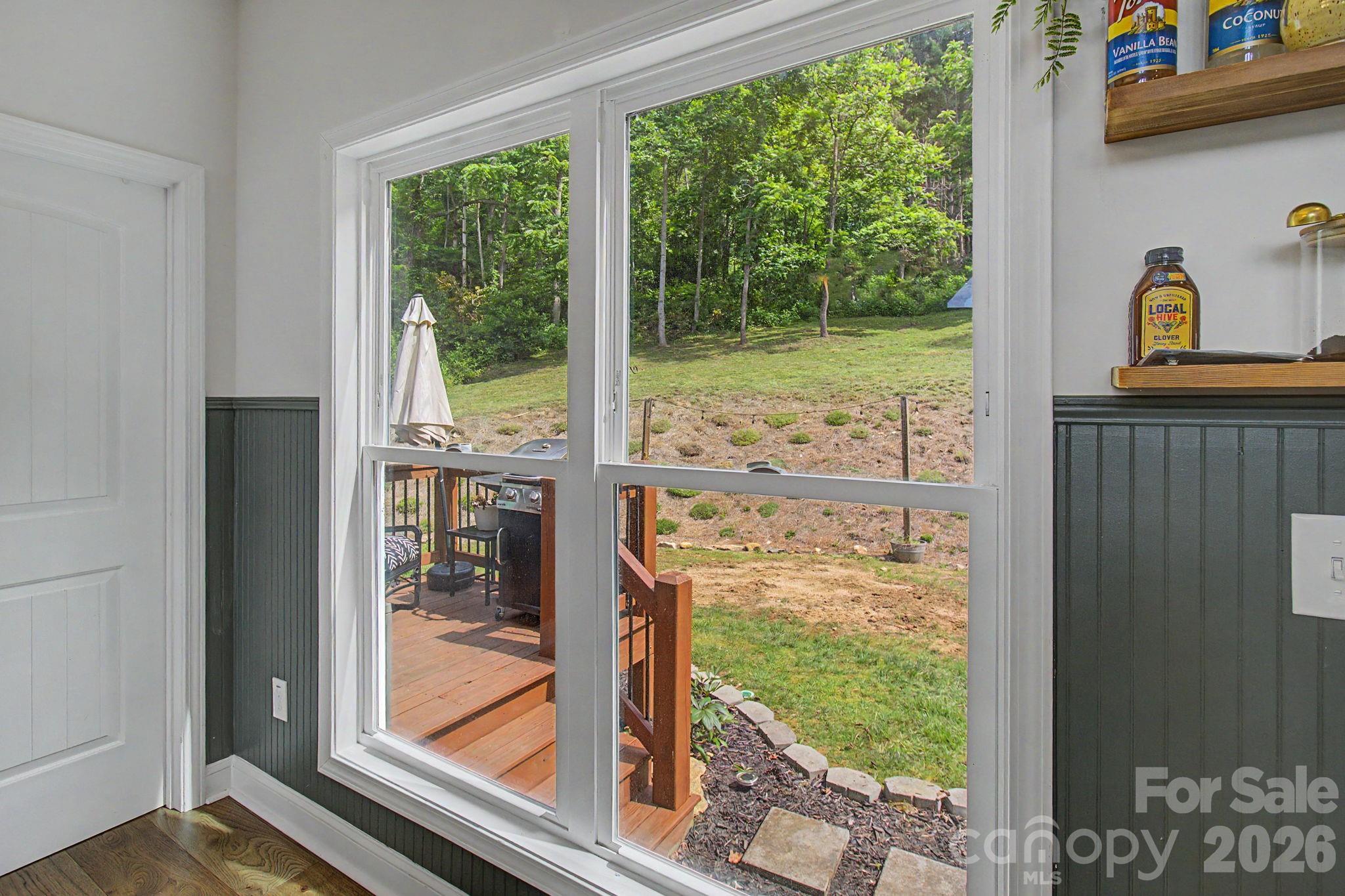 300 Green Meadow Lane Property Photo 40