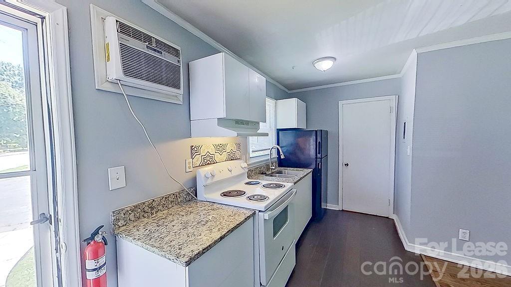 3402 Craig Avenue Property Photo 8
