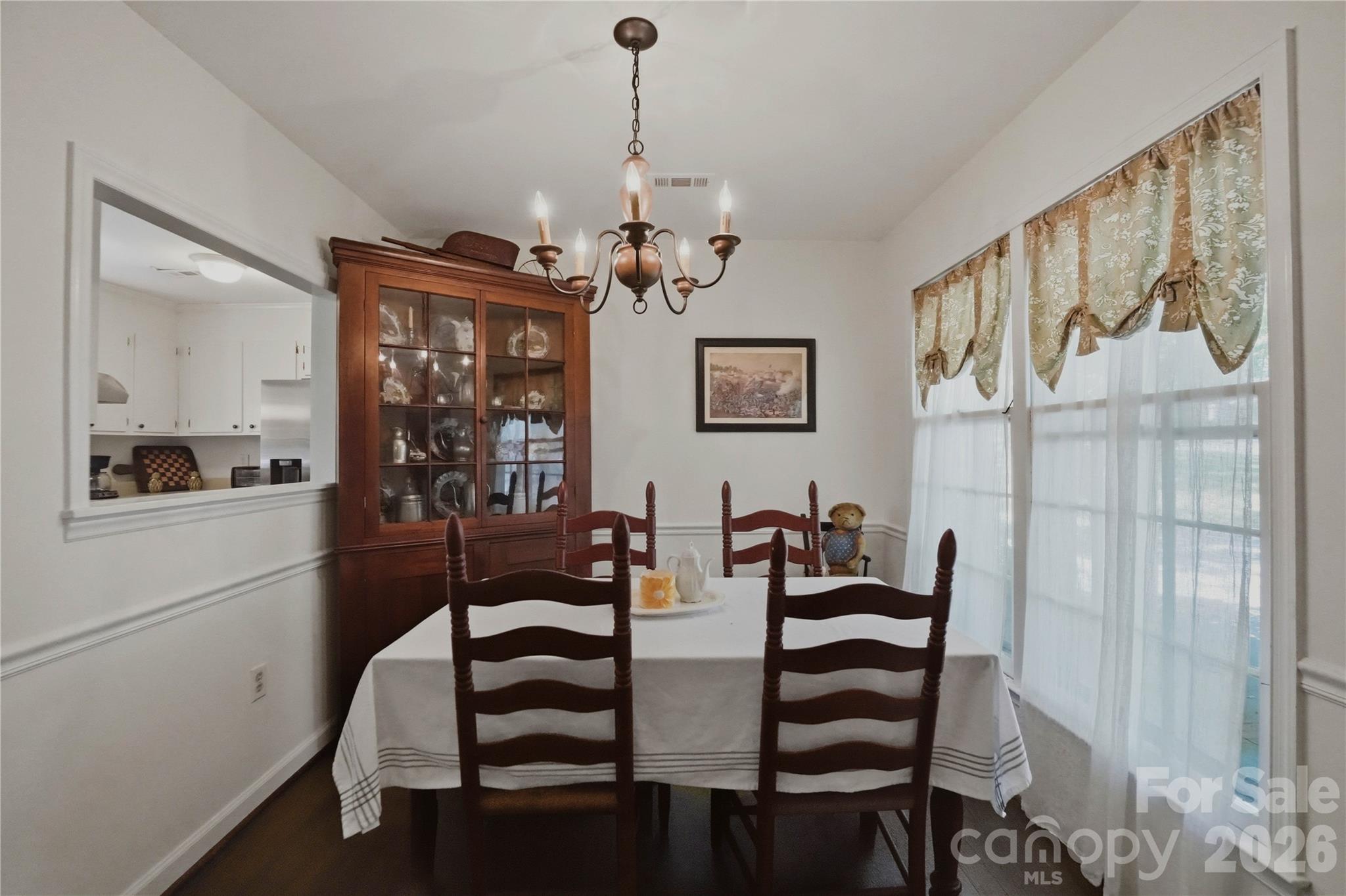 7626 Winterset Drive Property Photo 10