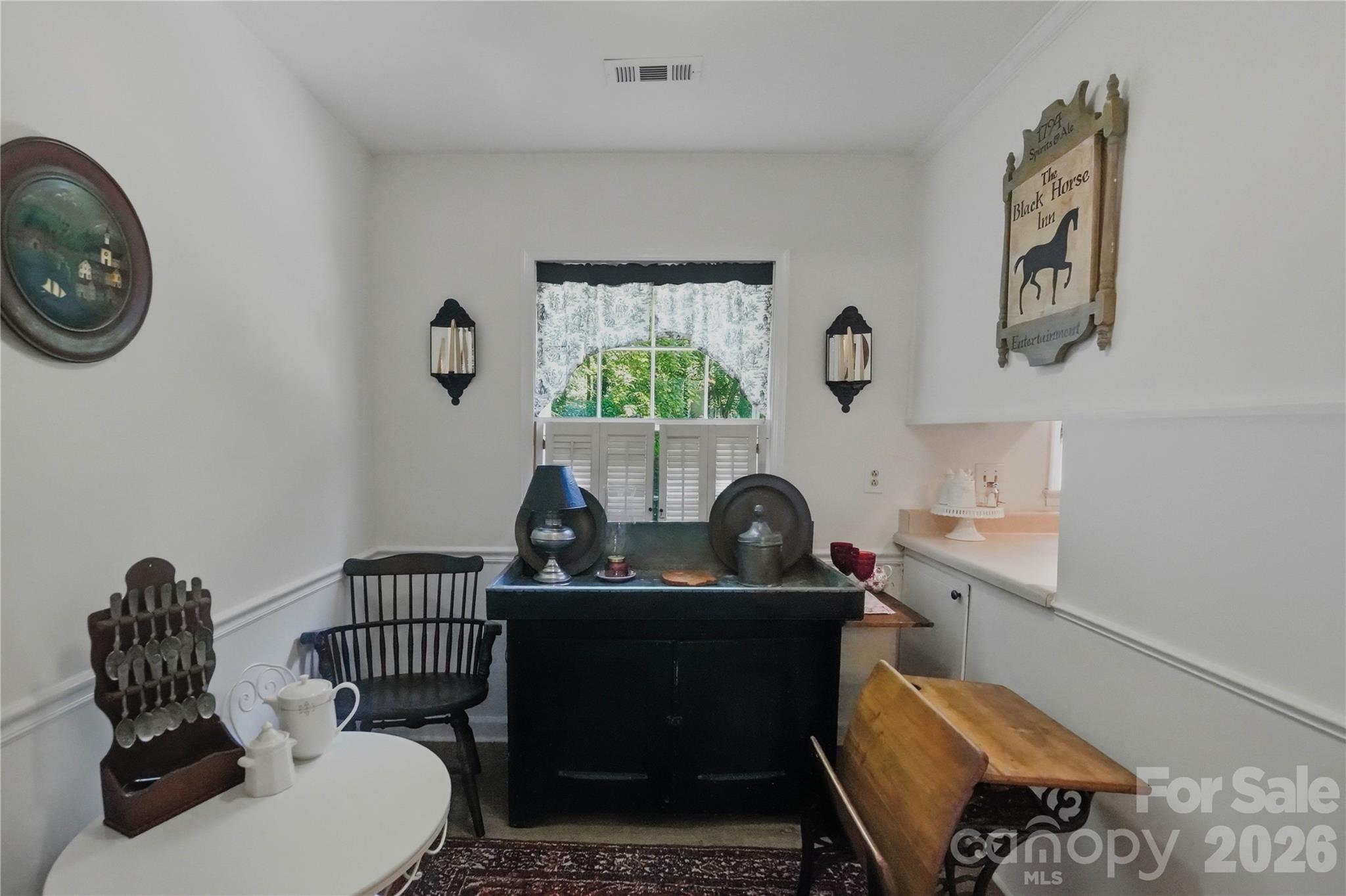 7626 Winterset Drive Property Photo 11