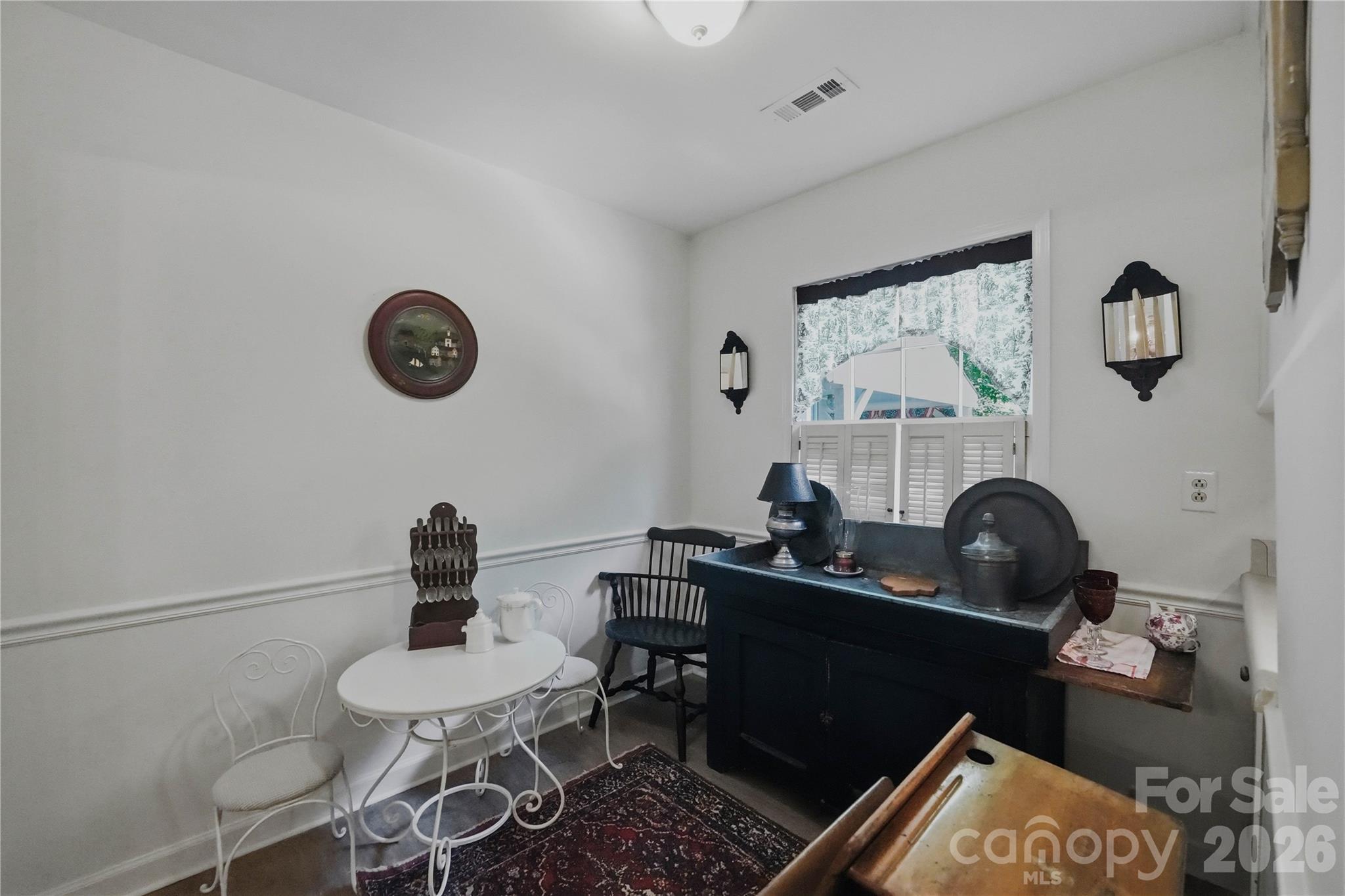 7626 Winterset Drive Property Photo 13