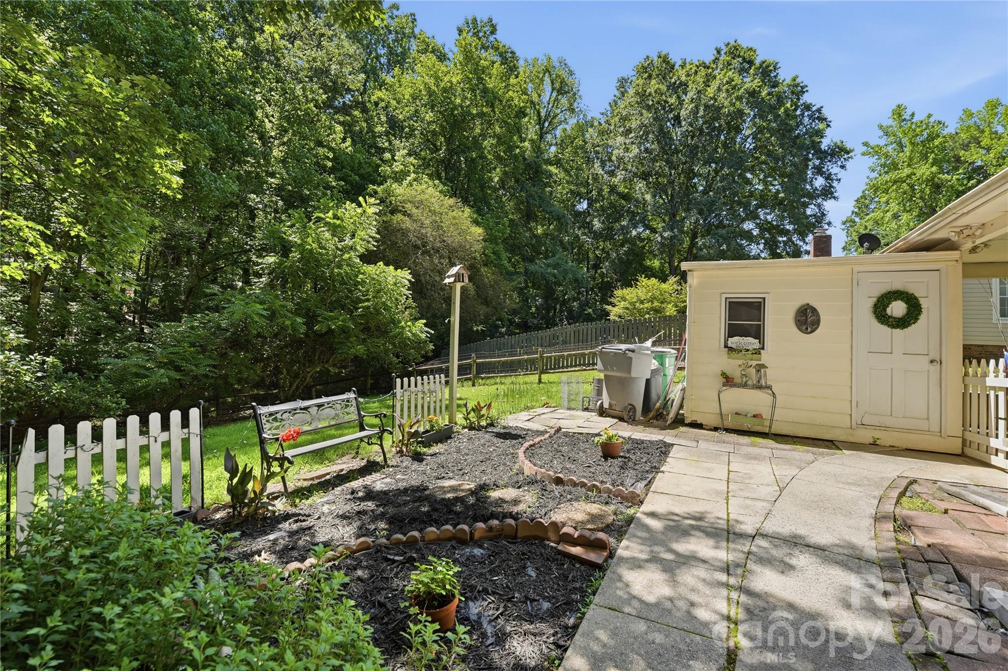 7626 Winterset Drive Property Photo 25