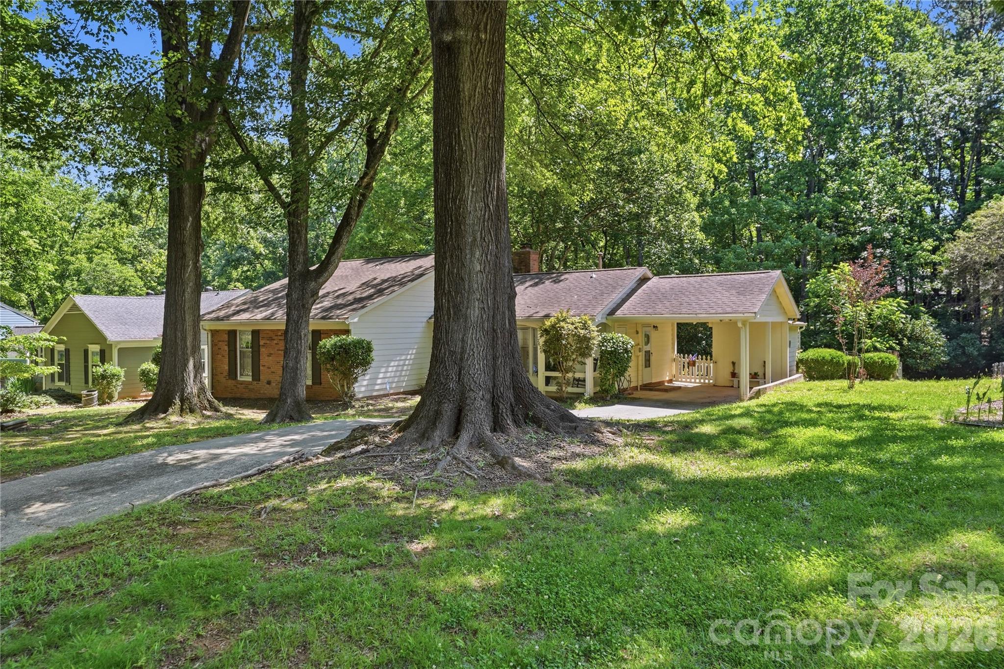 7626 Winterset Drive Property Photo 28