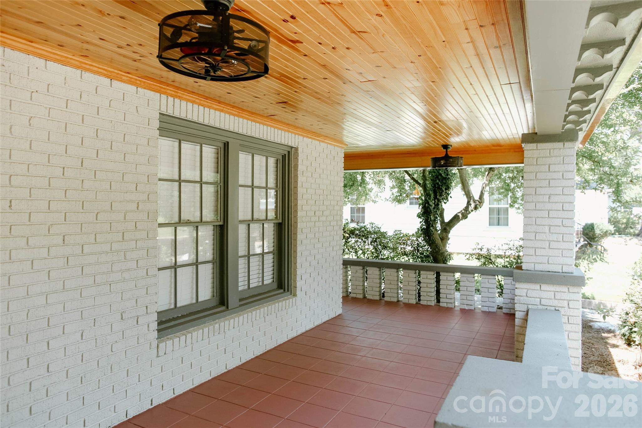 135 Beech Street Property Photo 3