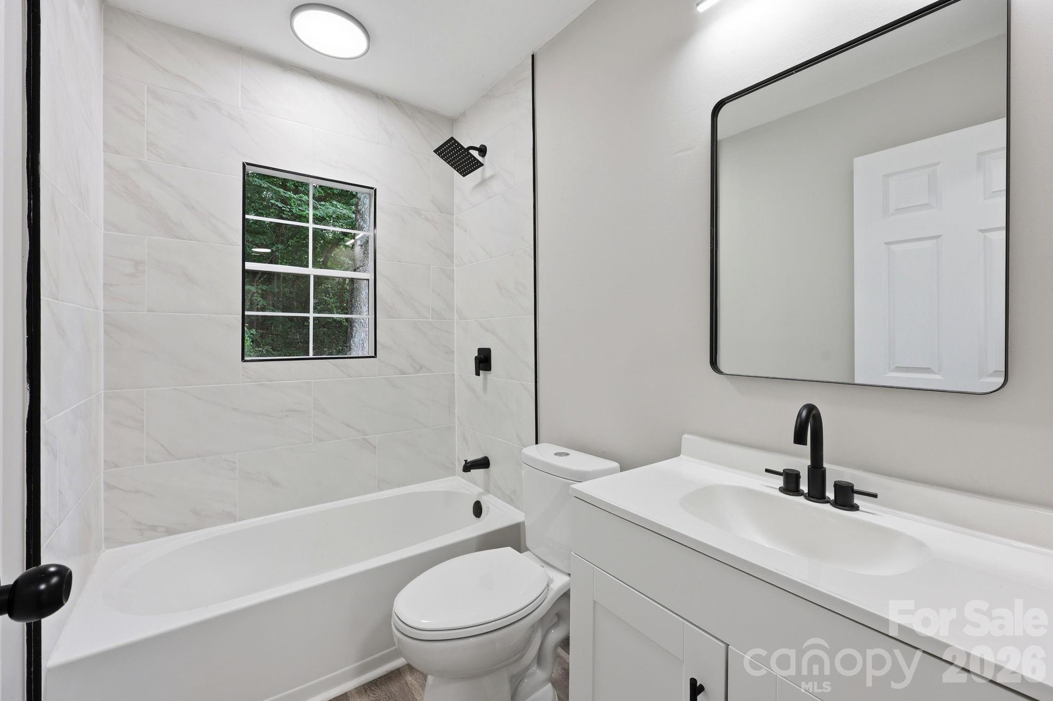 1829 Taylor Avenue Property Photo 6