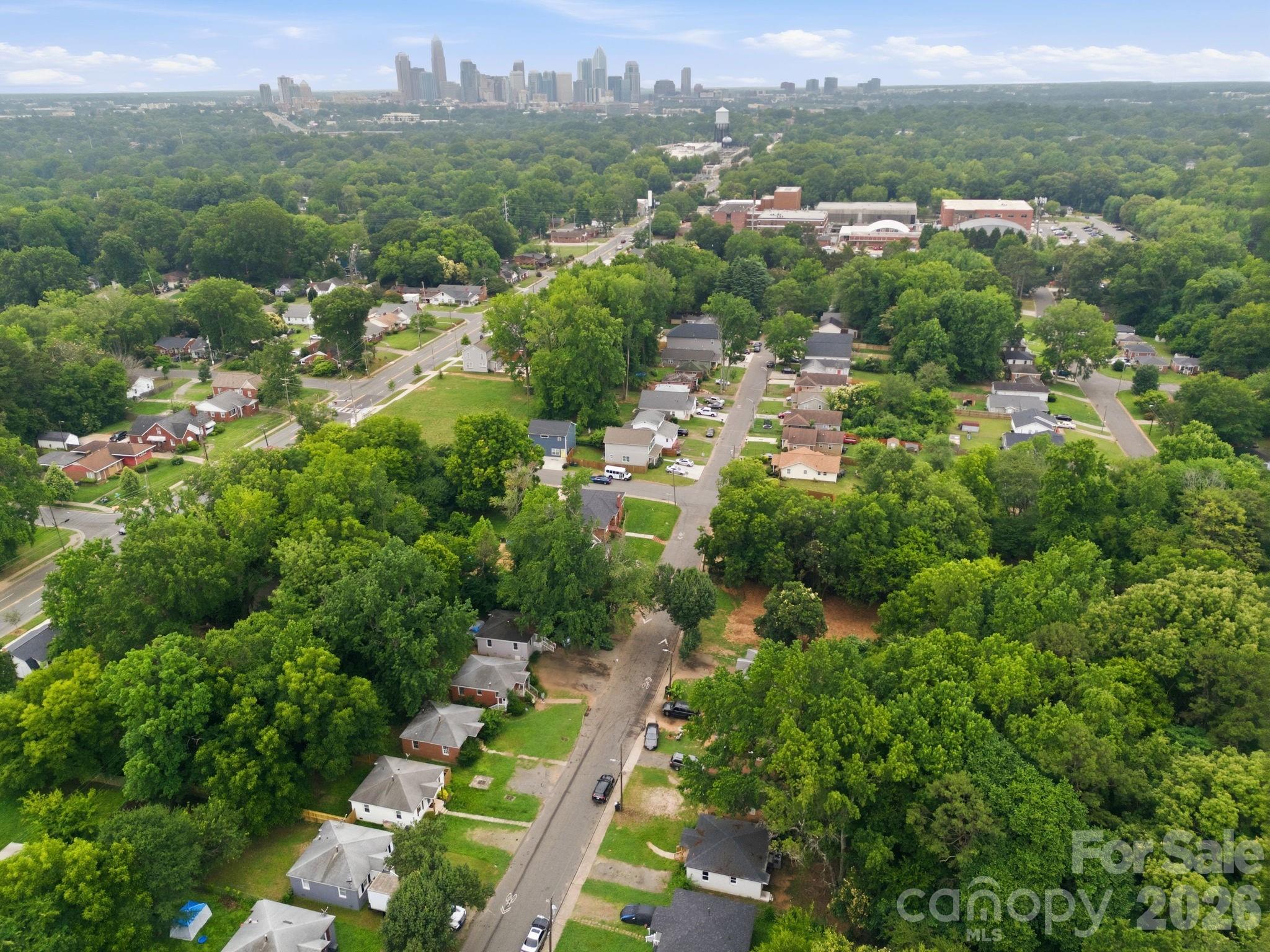 1829 Taylor Avenue Property Photo 11