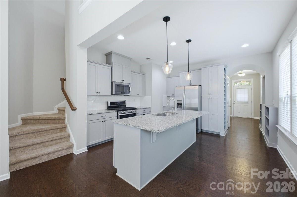 5618 Stonewells Drive Property Photo 6