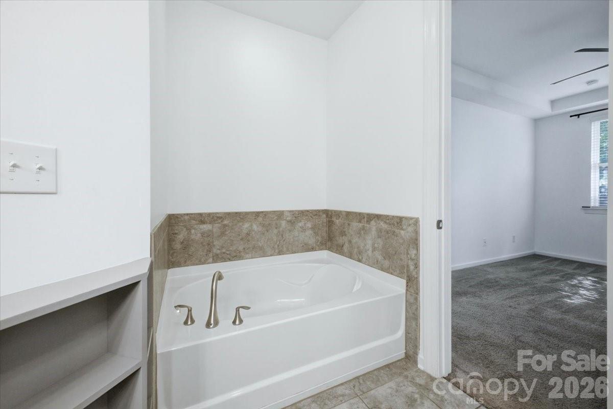 5618 Stonewells Drive Property Photo 14