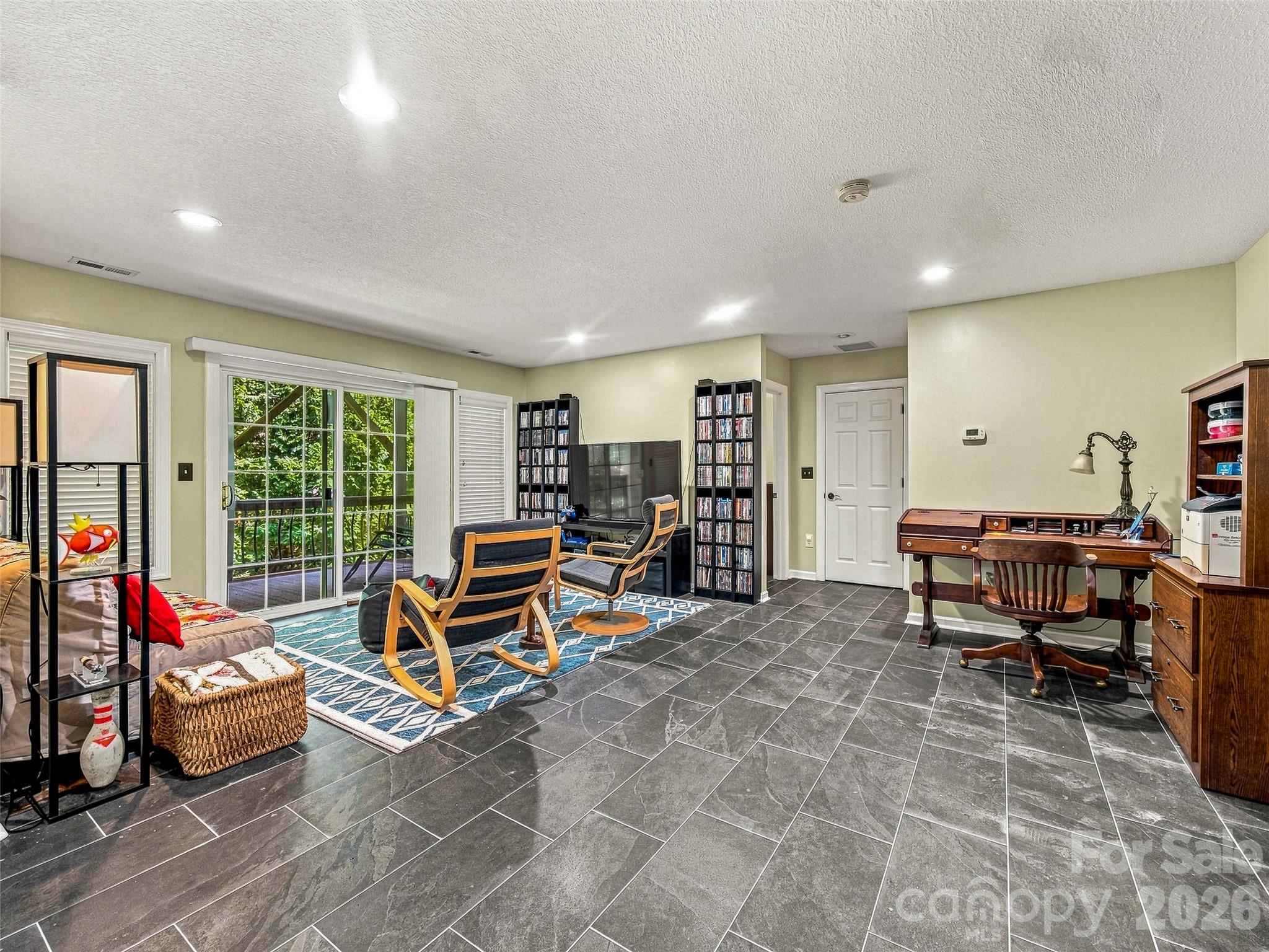 16 Jennlynn Drive Property Photo 29