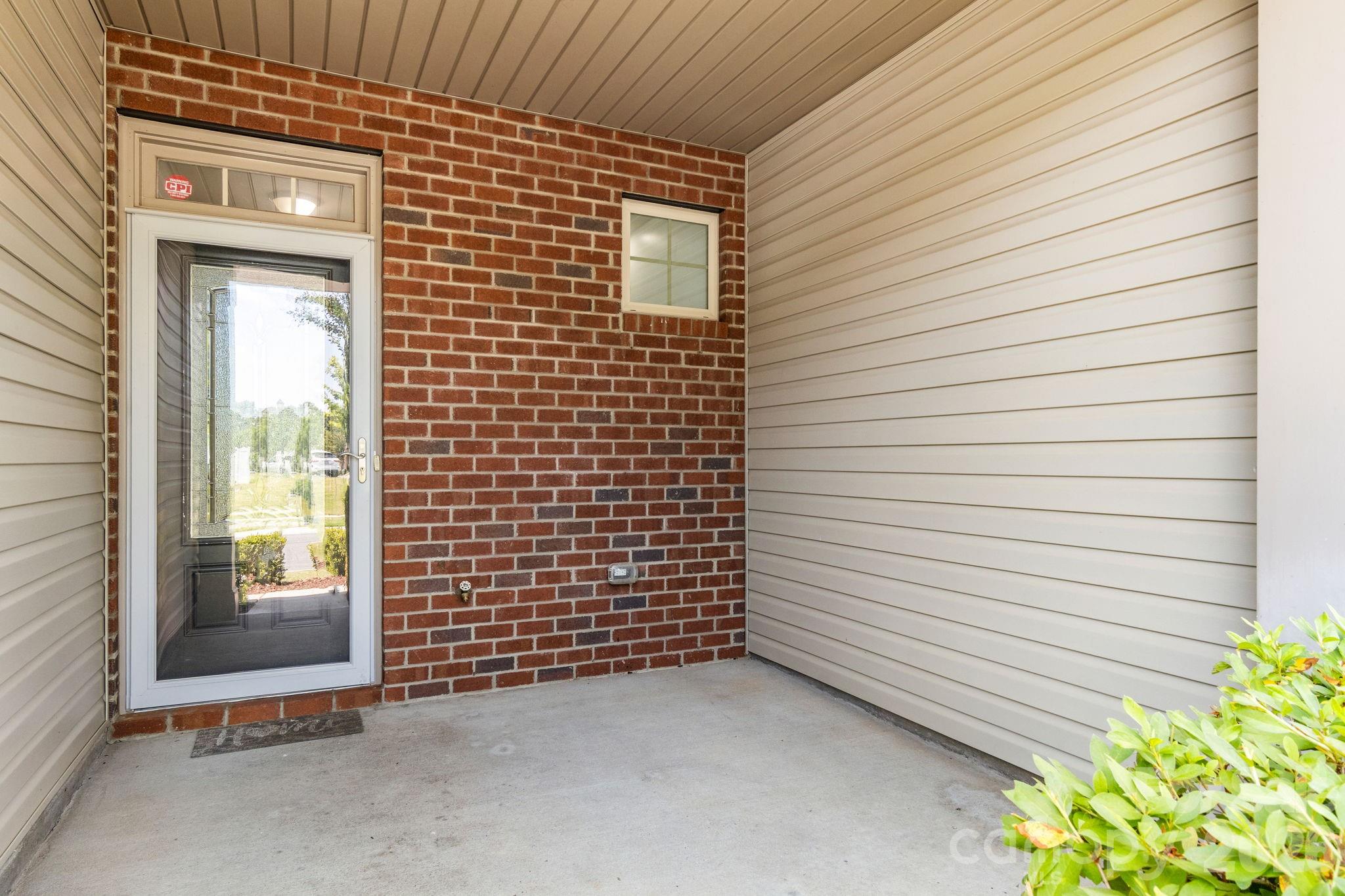 4037 Black Walnut Way Property Photo 2