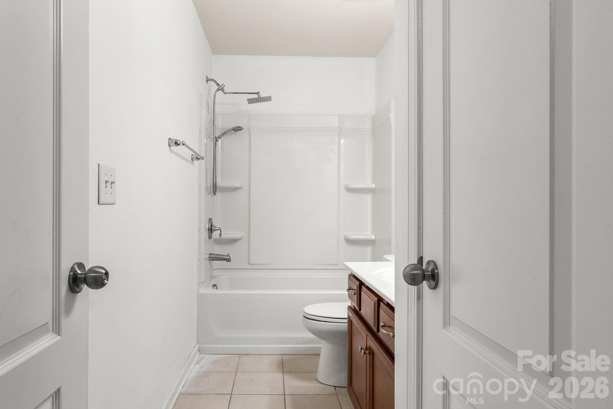 4037 Black Walnut Way Property Photo 19