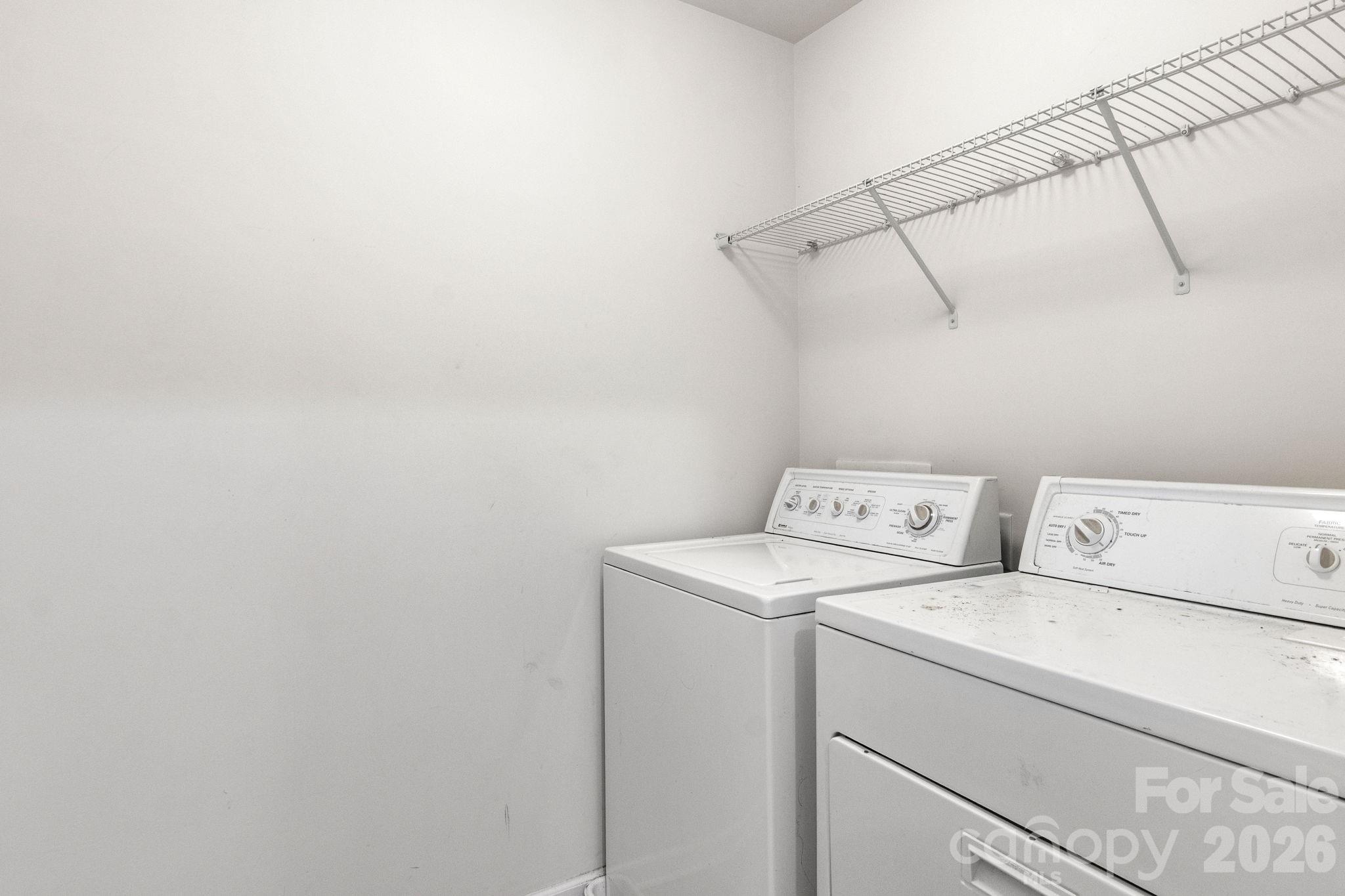 4037 Black Walnut Way Property Photo 25