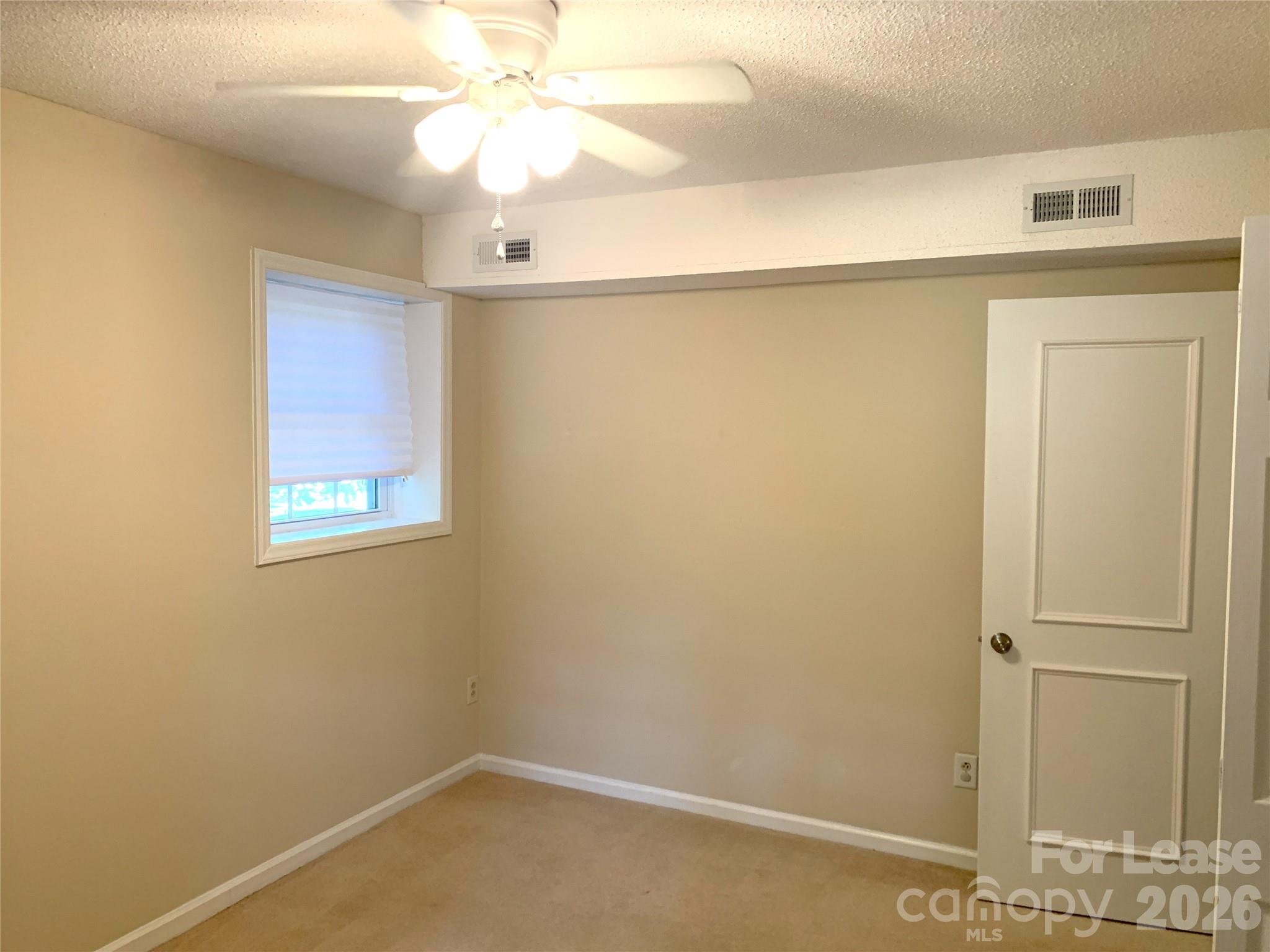 1114 Glenshannon Road Property Photo 18