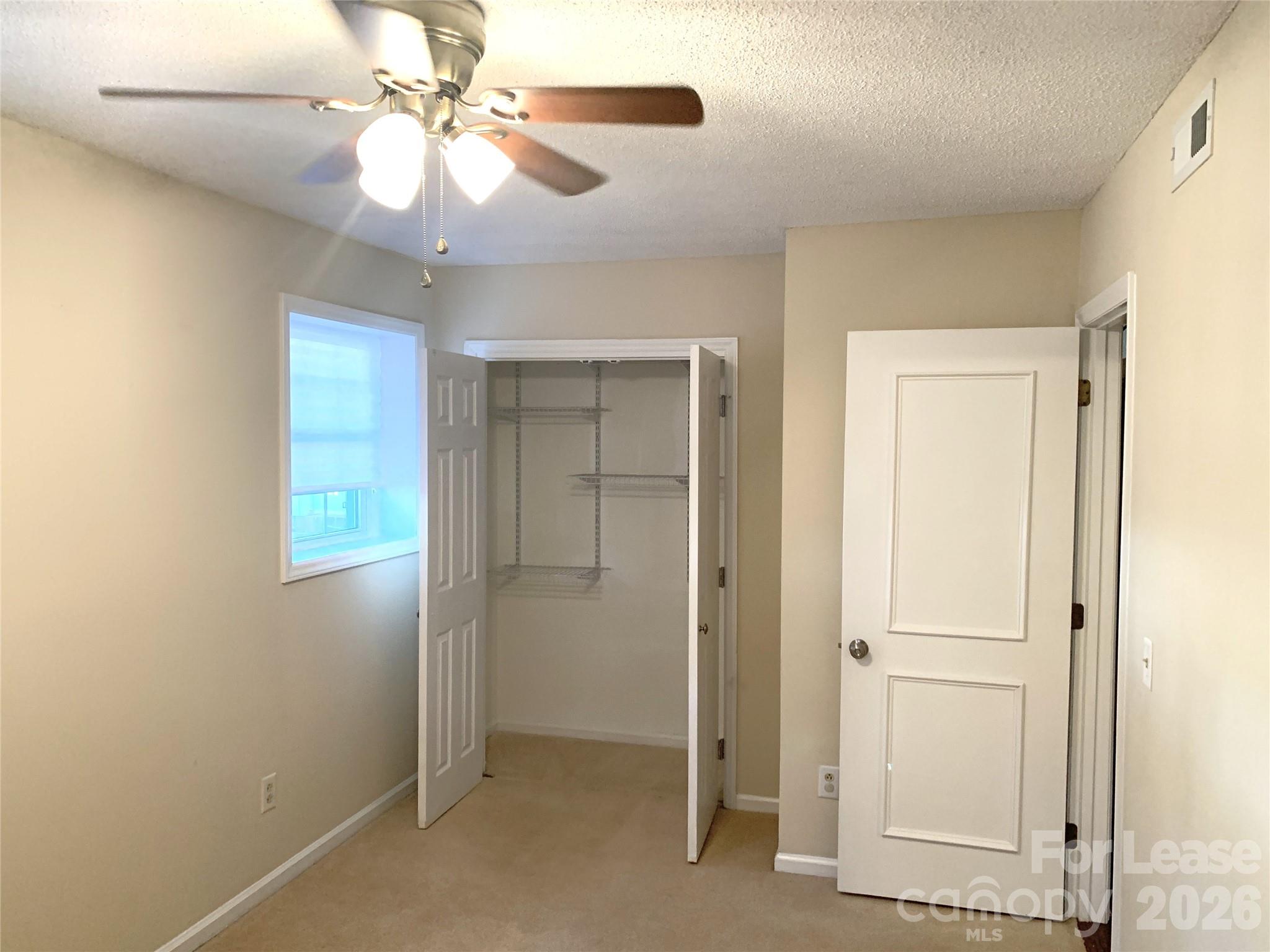 1114 Glenshannon Road Property Photo 23