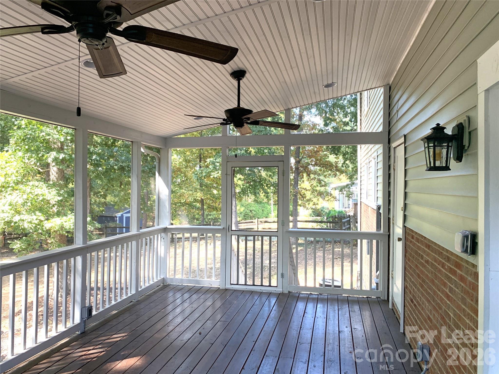 1114 Glenshannon Road Property Photo 31