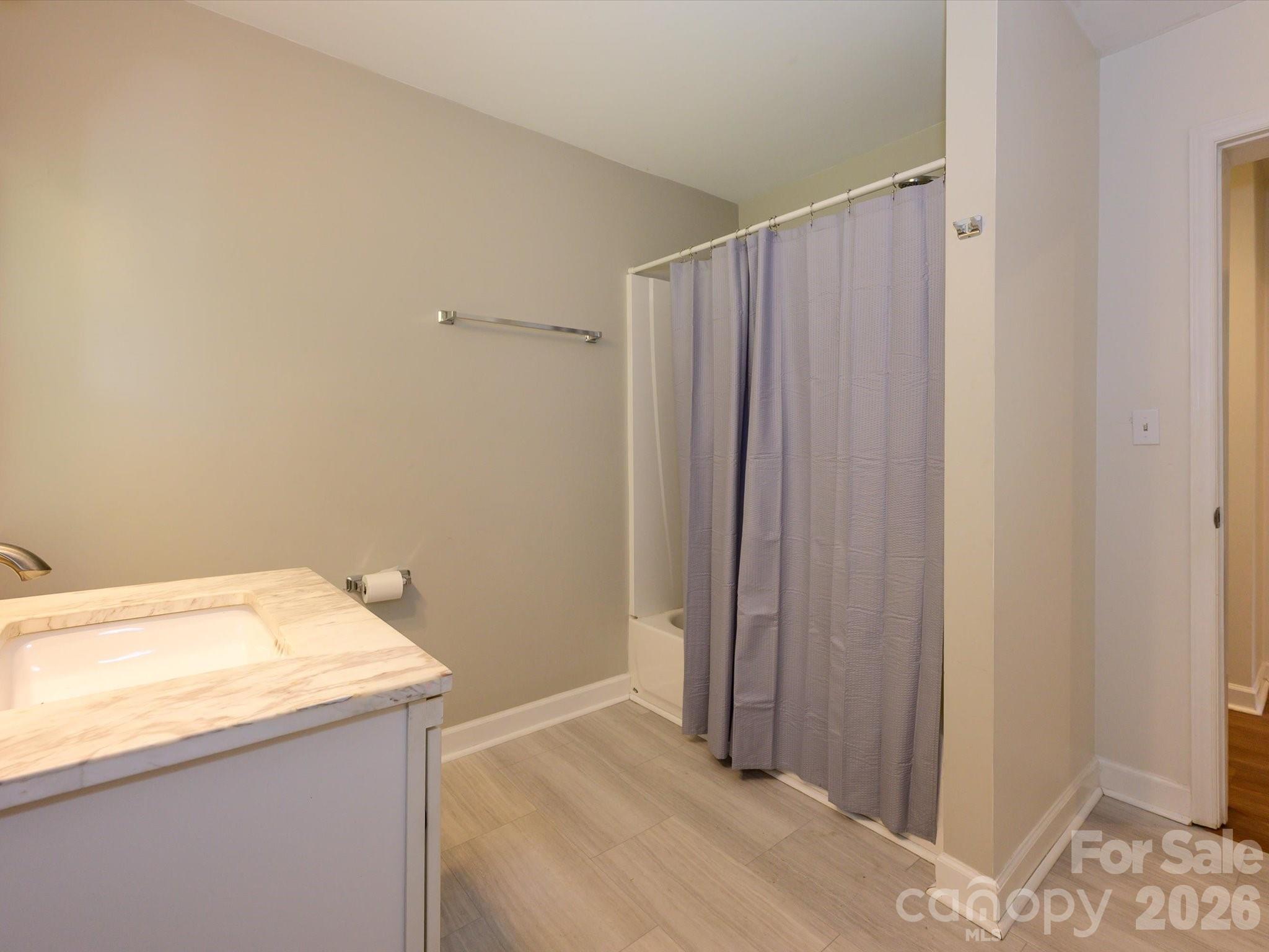 1620 Blueberry Street Property Photo 23
