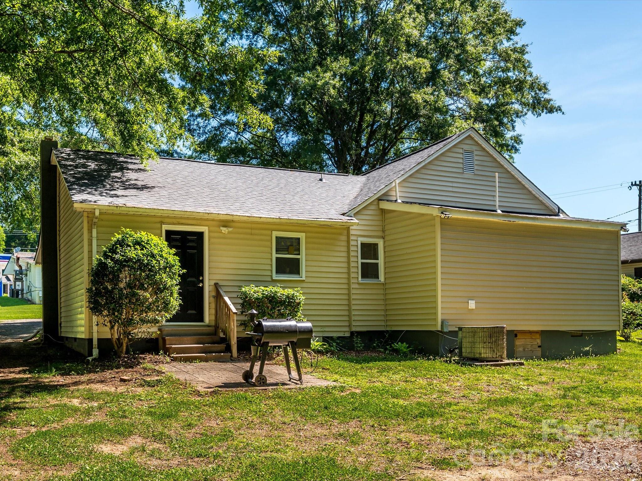 1620 Blueberry Street Property Photo 25