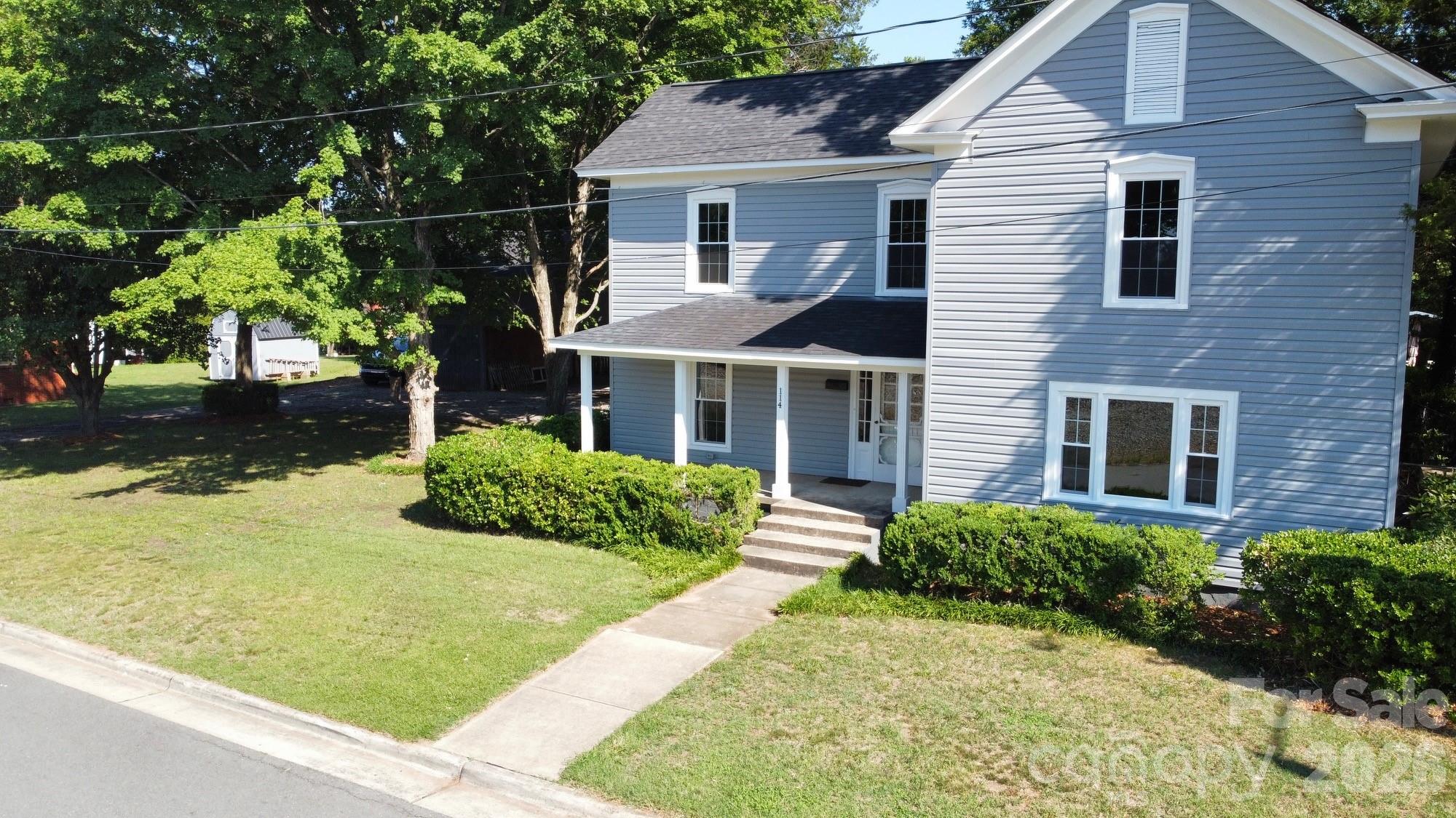 114 N Harris Street Property Photo 1