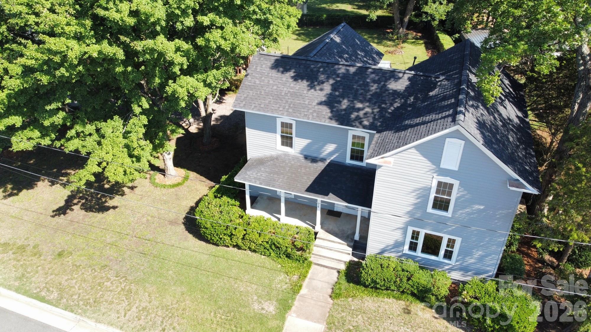 114 N Harris Street Property Photo 2