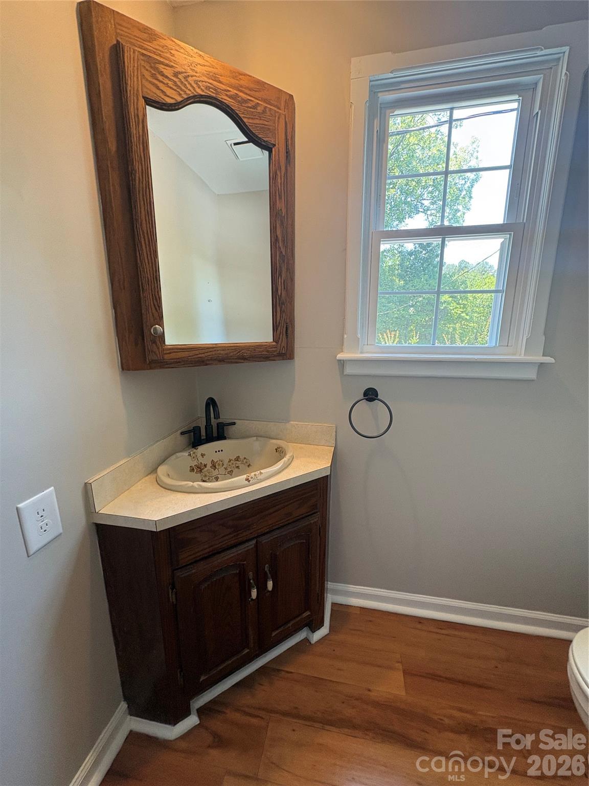 114 N Harris Street Property Photo 19