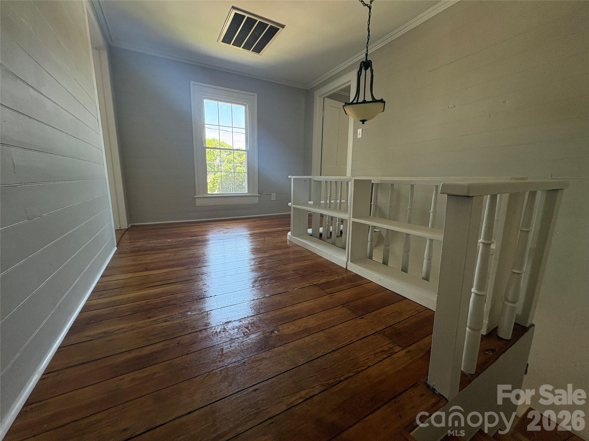 114 N Harris Street Property Photo 21