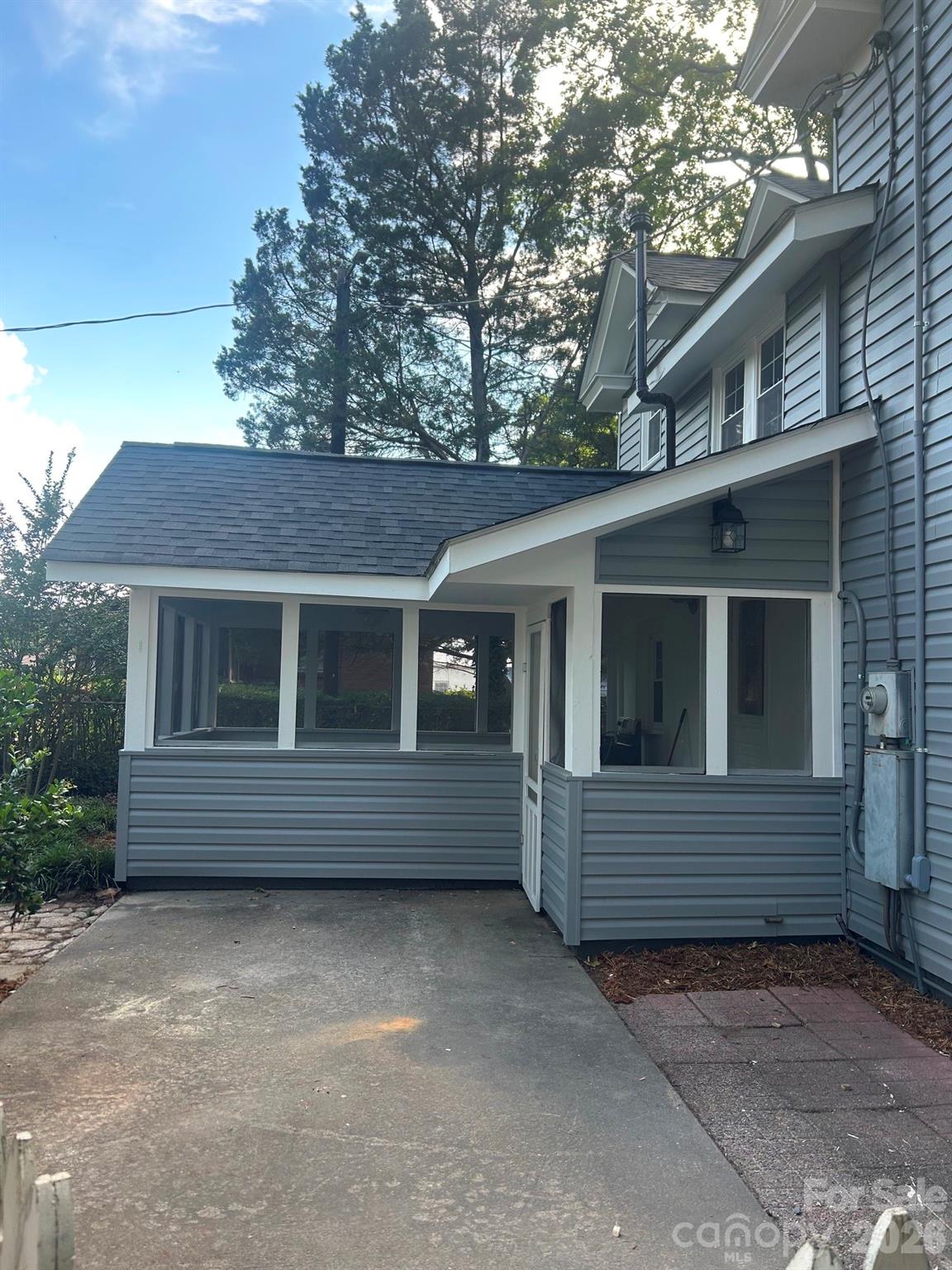 114 N Harris Street Property Photo 23