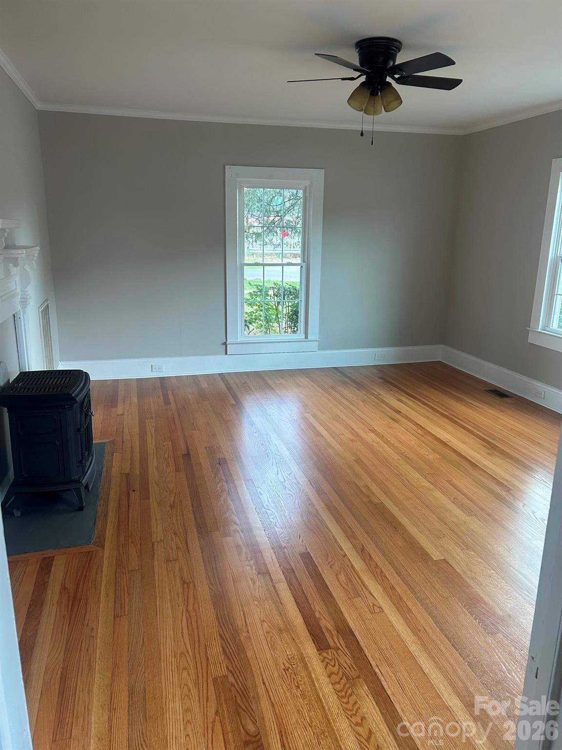 114 N Harris Street Property Photo 28