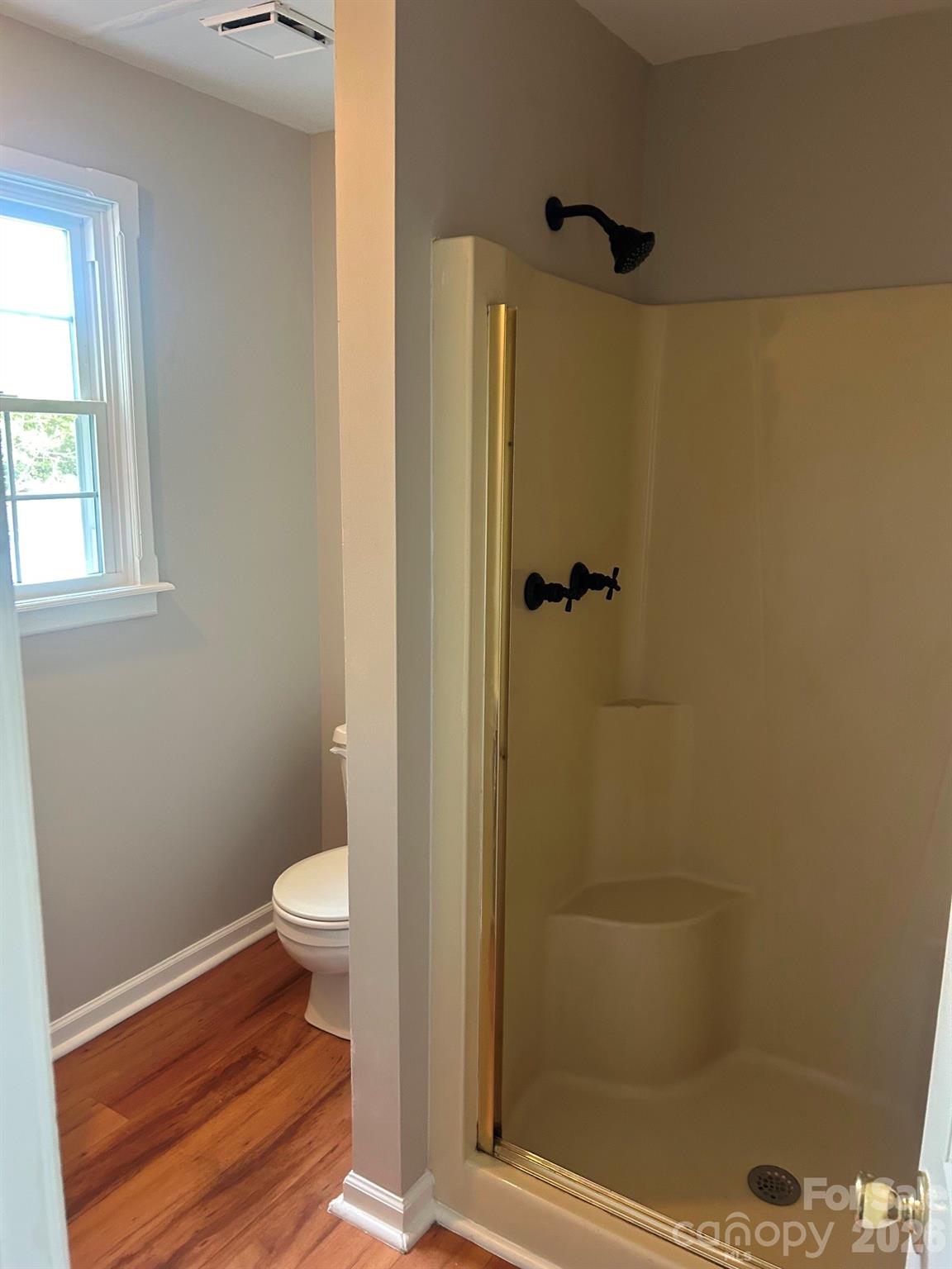 114 N Harris Street Property Photo 31