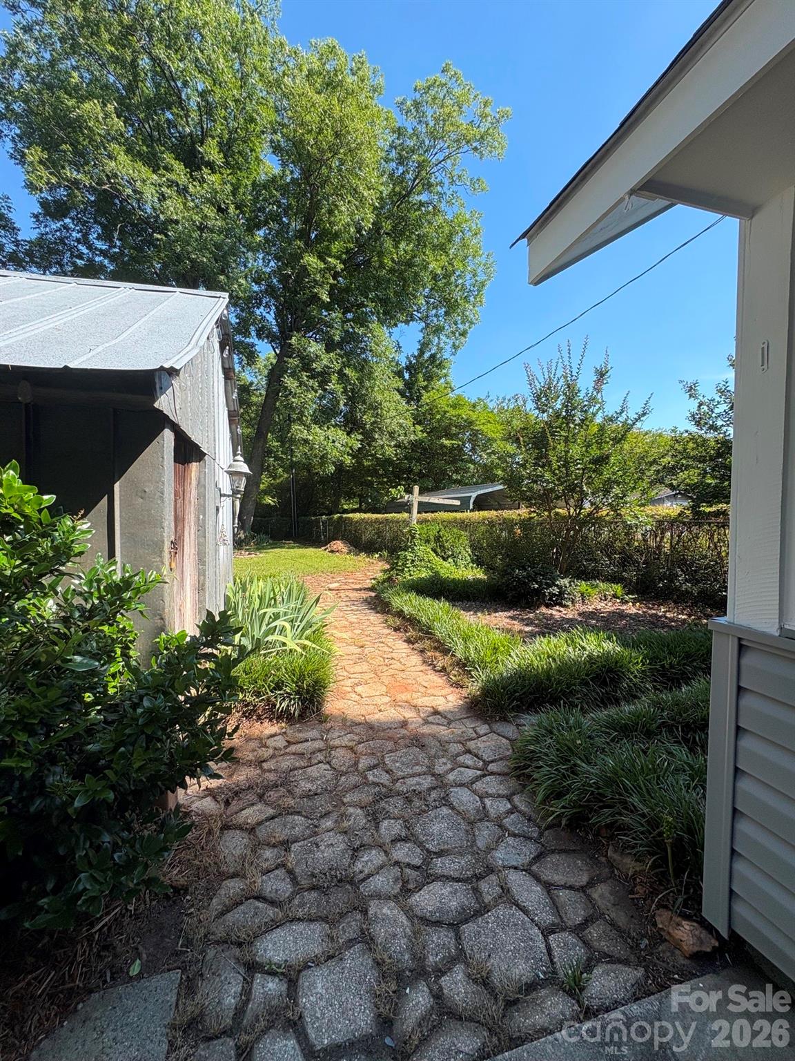 114 N Harris Street Property Photo 33