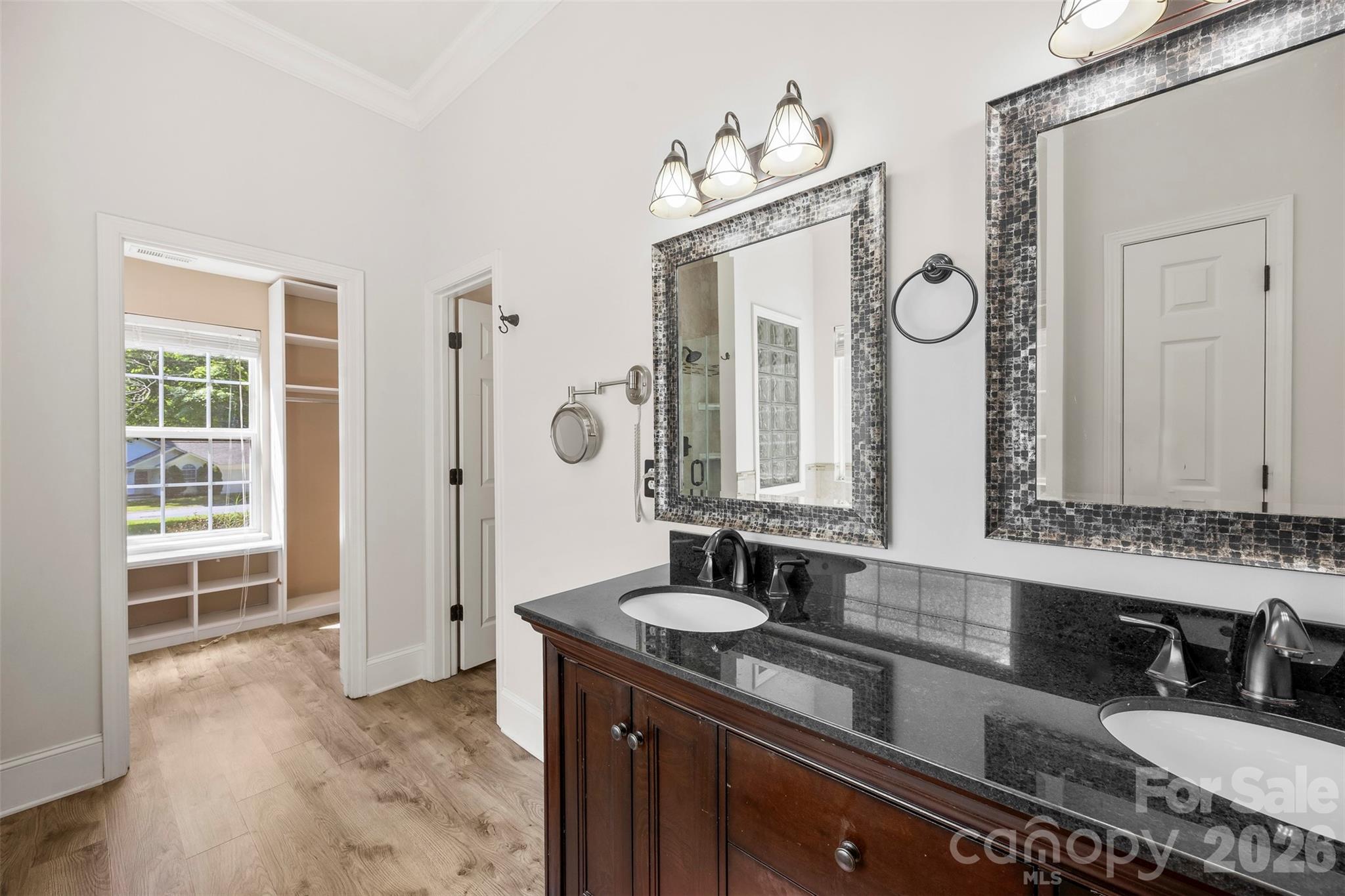 8011 Maxwelton Drive Property Photo 15