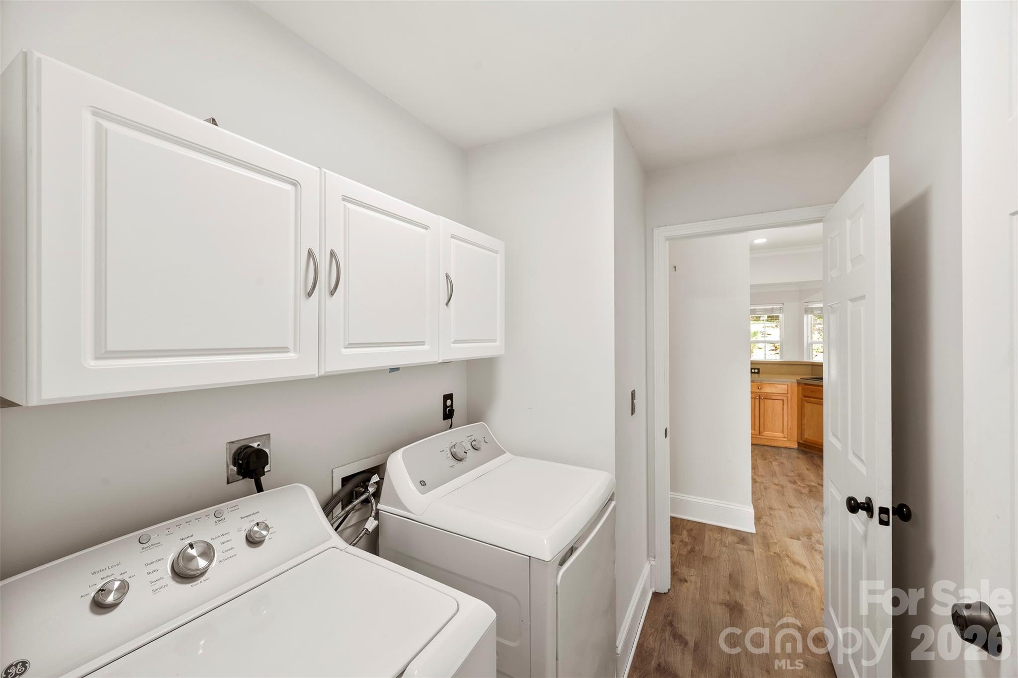 8011 Maxwelton Drive Property Photo 21