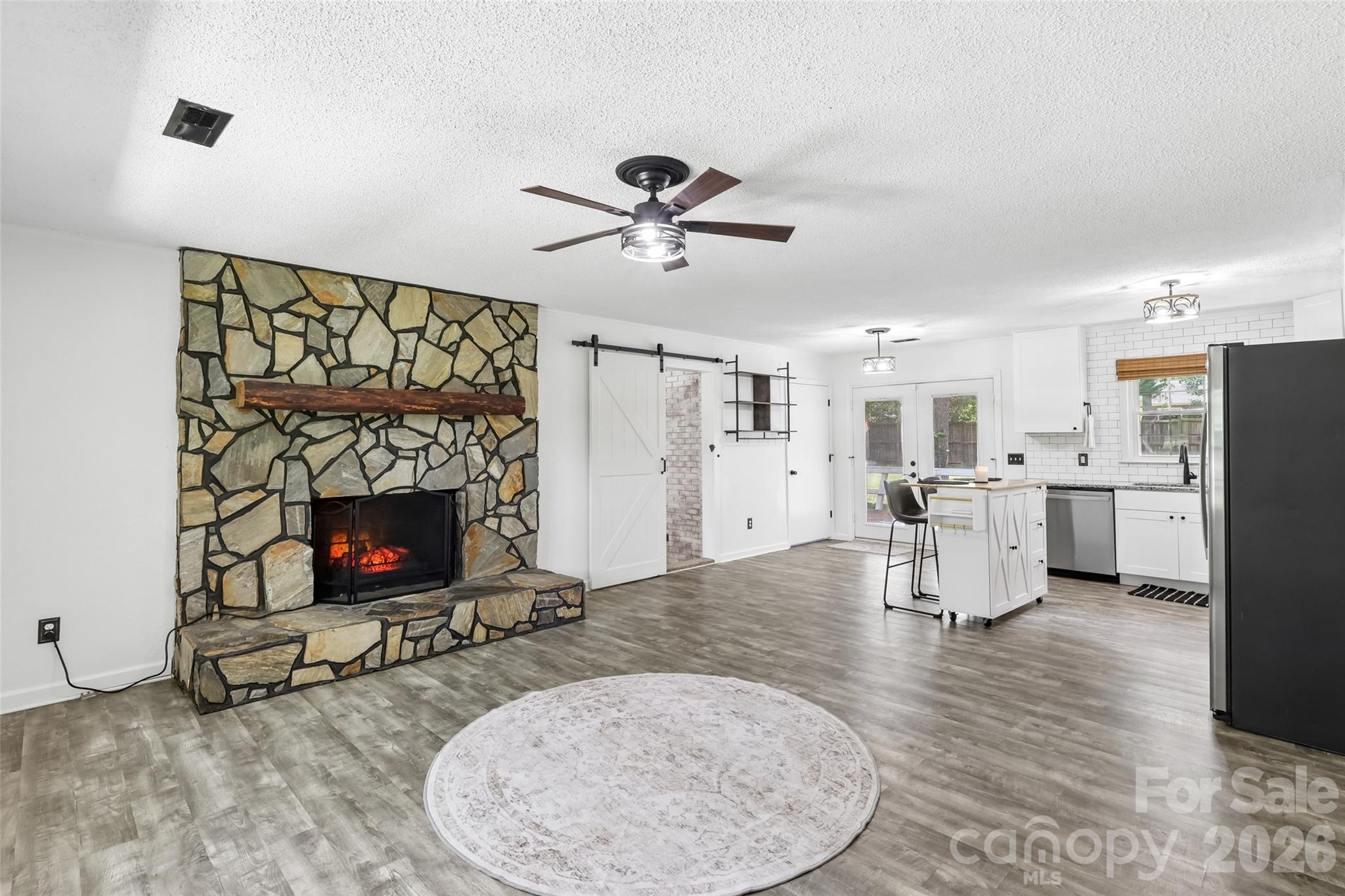 207 S Gold Branch Road Property Photo 9