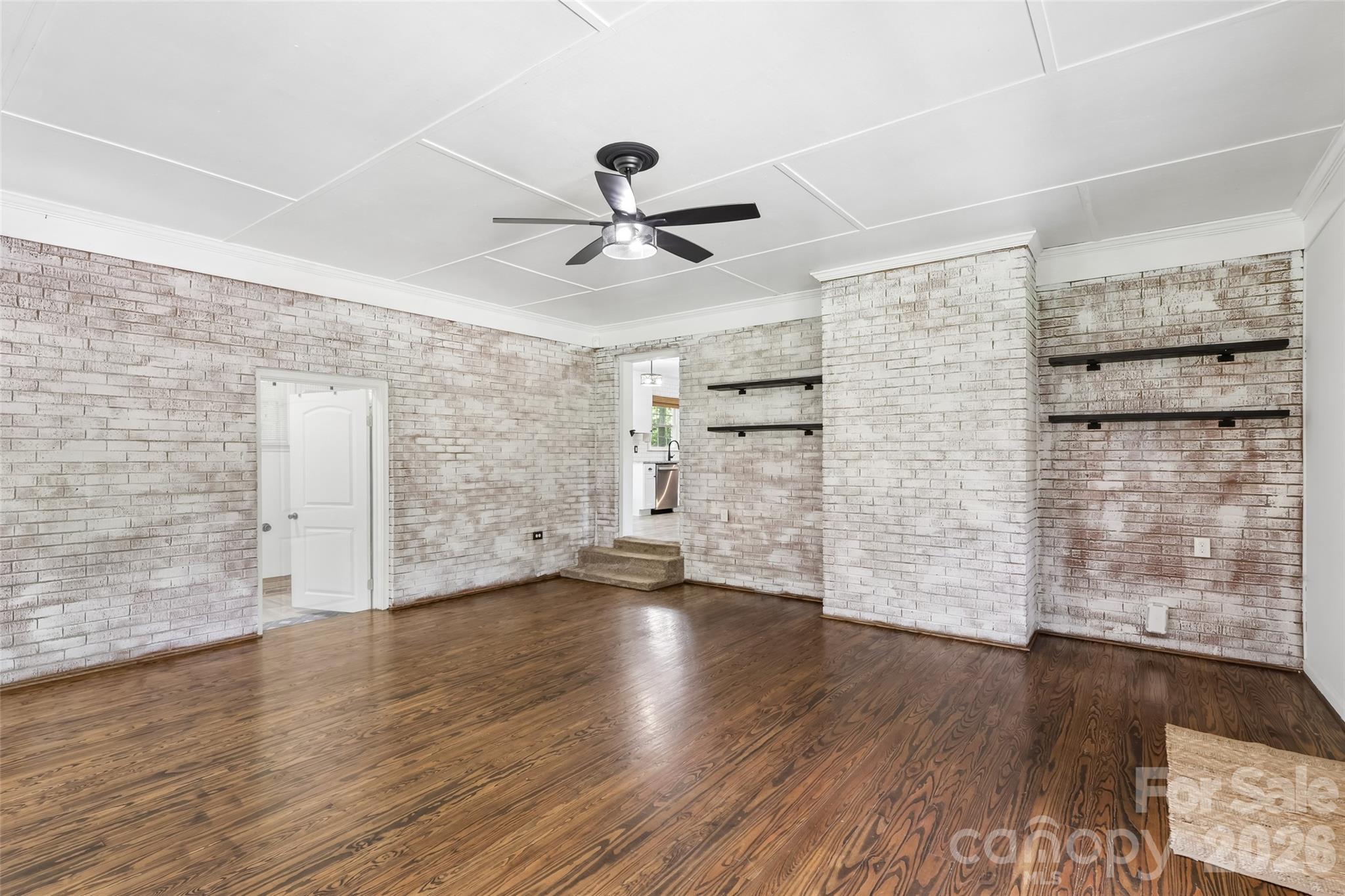 207 S Gold Branch Road Property Photo 19