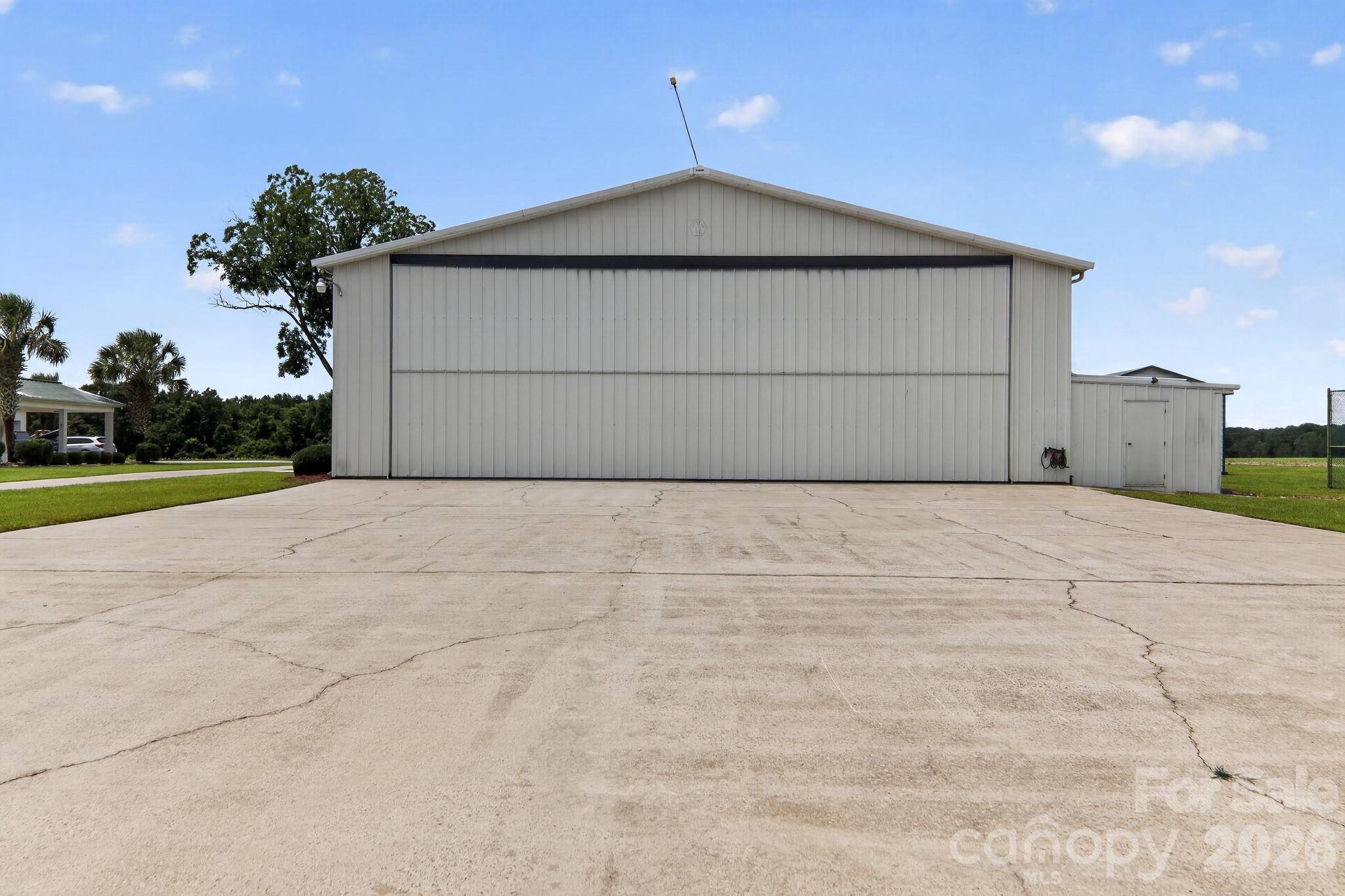 450 Bull Swamp Road Property Photo 3