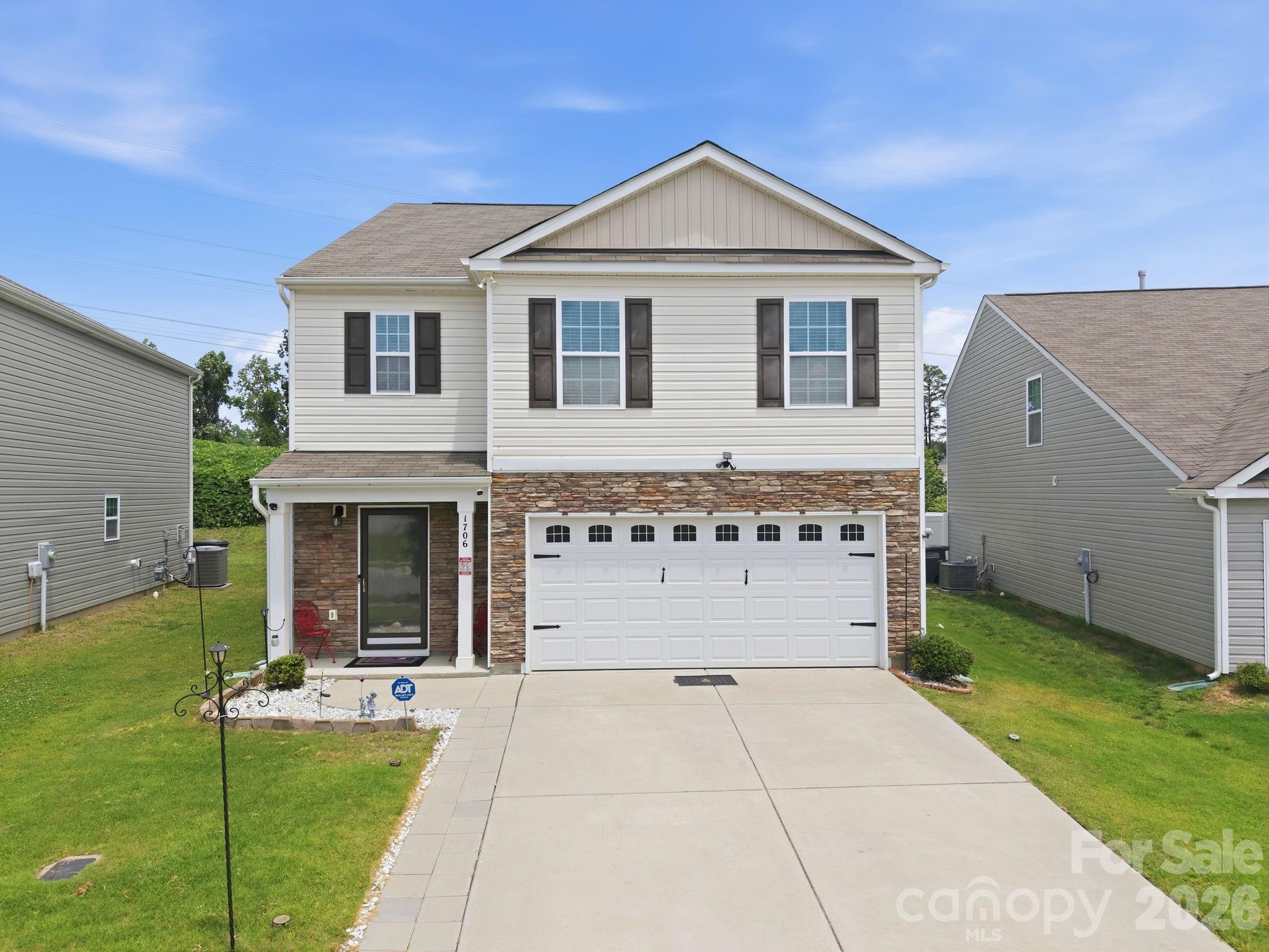1706 Gaston Mountain Drive Property Photo 1