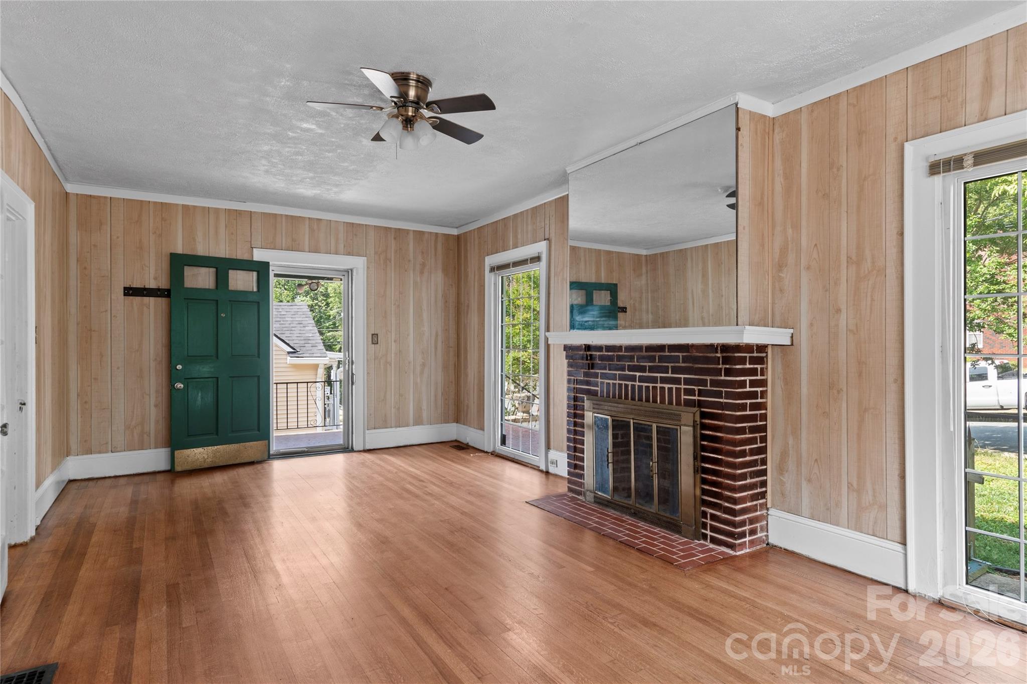 2805 Bon Air Avenue Property Photo 6